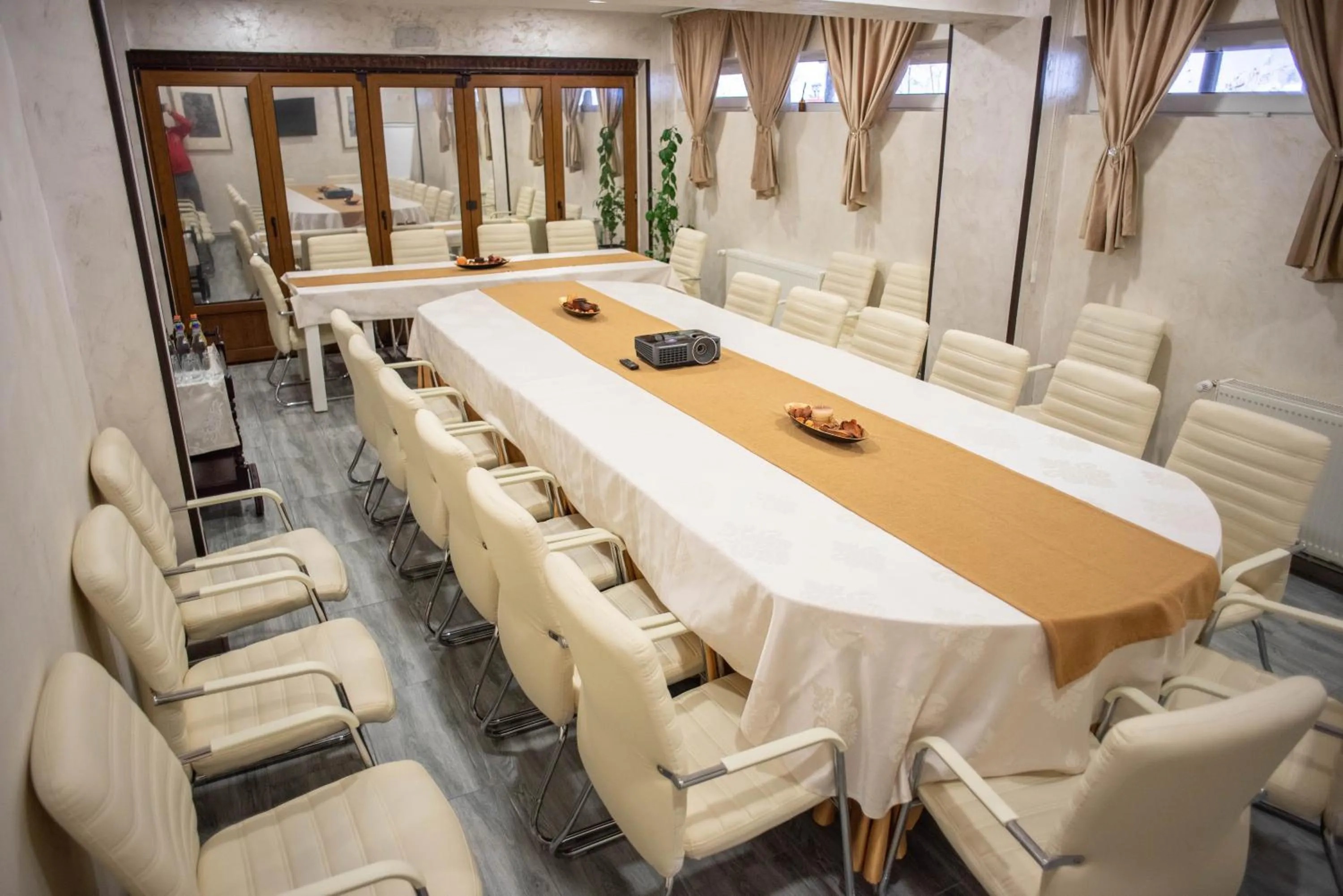 Property building in Hotel Marea Neagra