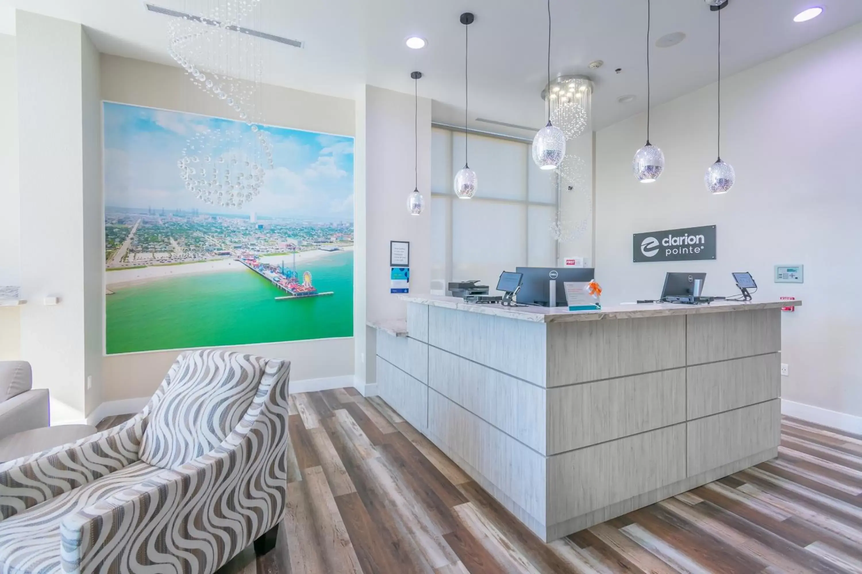 Lobby or reception in Clarion Pointe Galveston Seawall