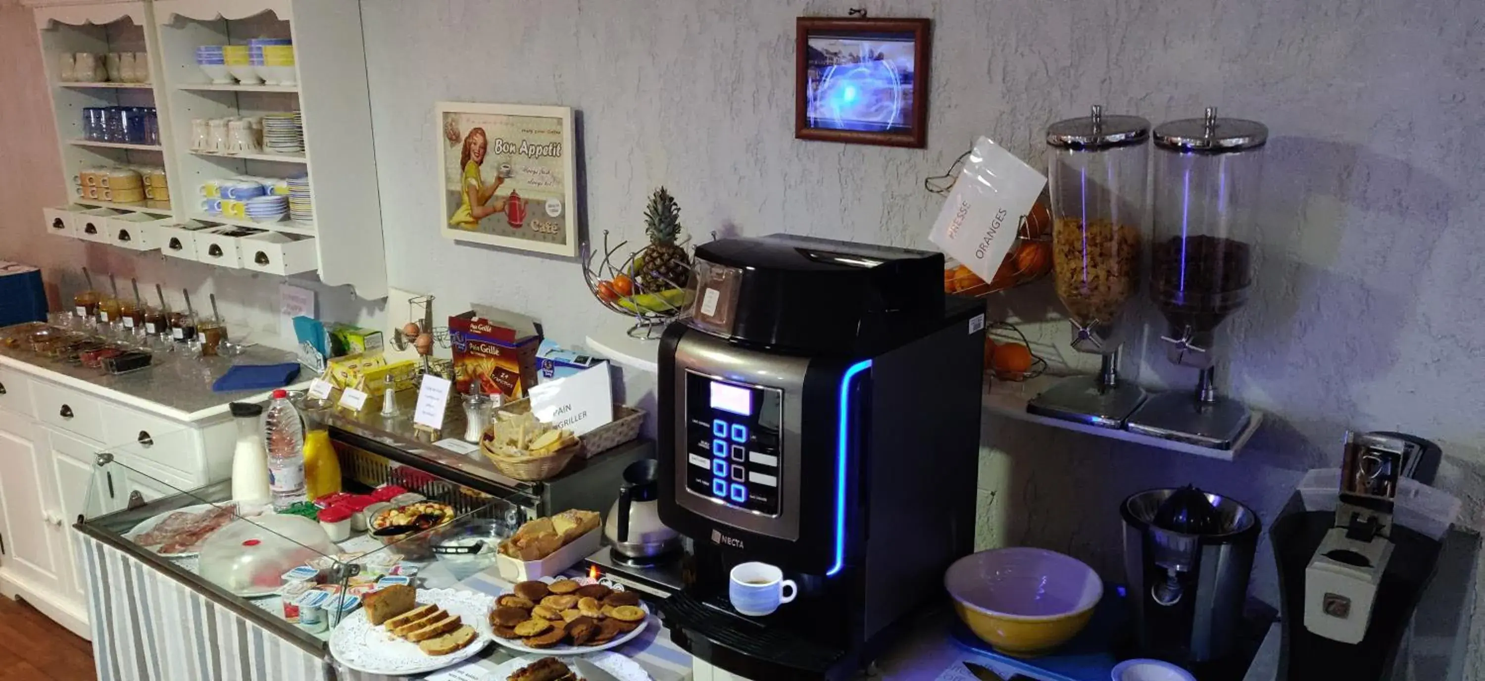 Breakfast in Logis Les Bleuets