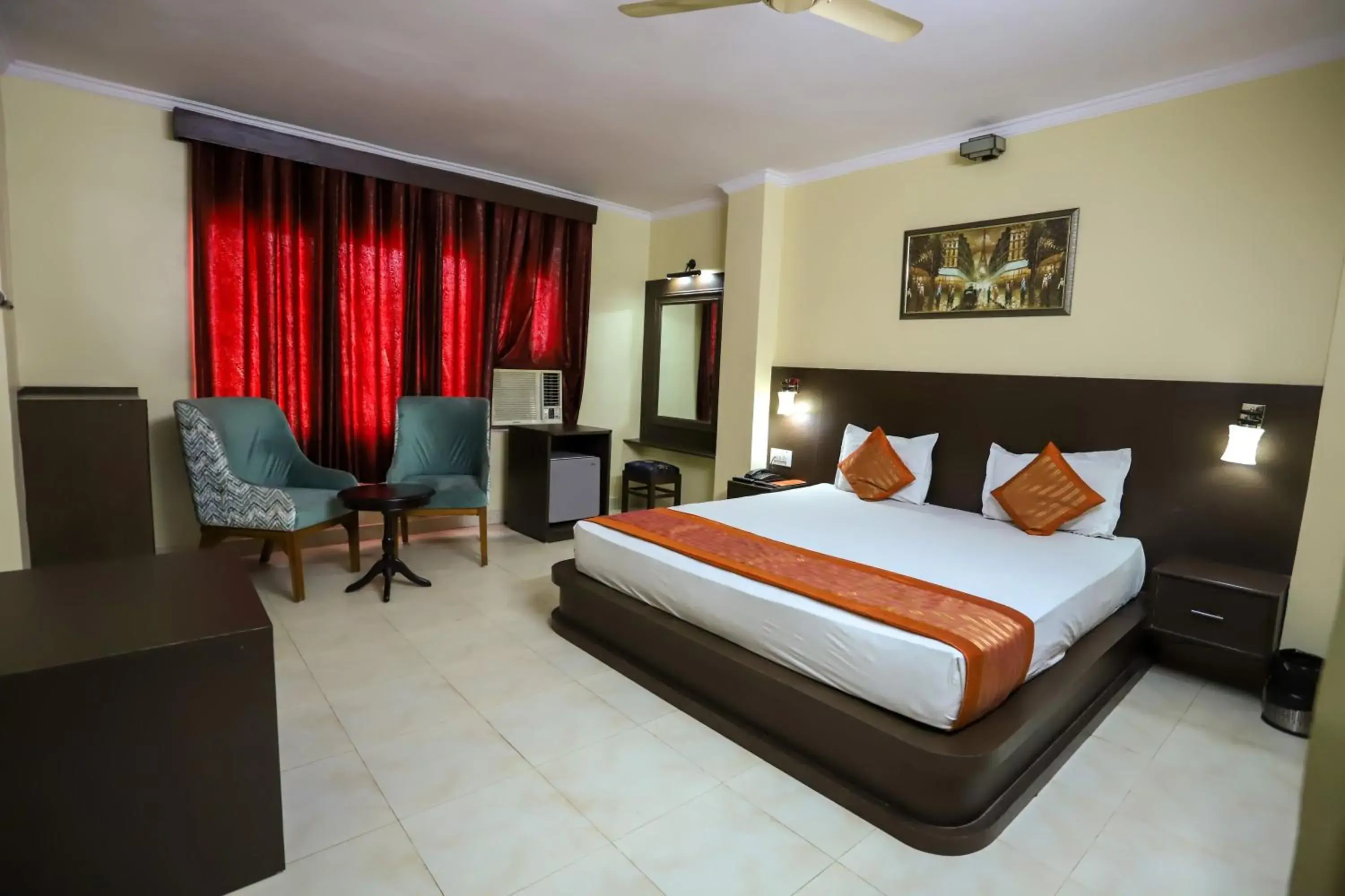 Bedroom, Bed in Hotel Jaisingh Palace Bedroom, Bed in Hotel Jaisingh Palace