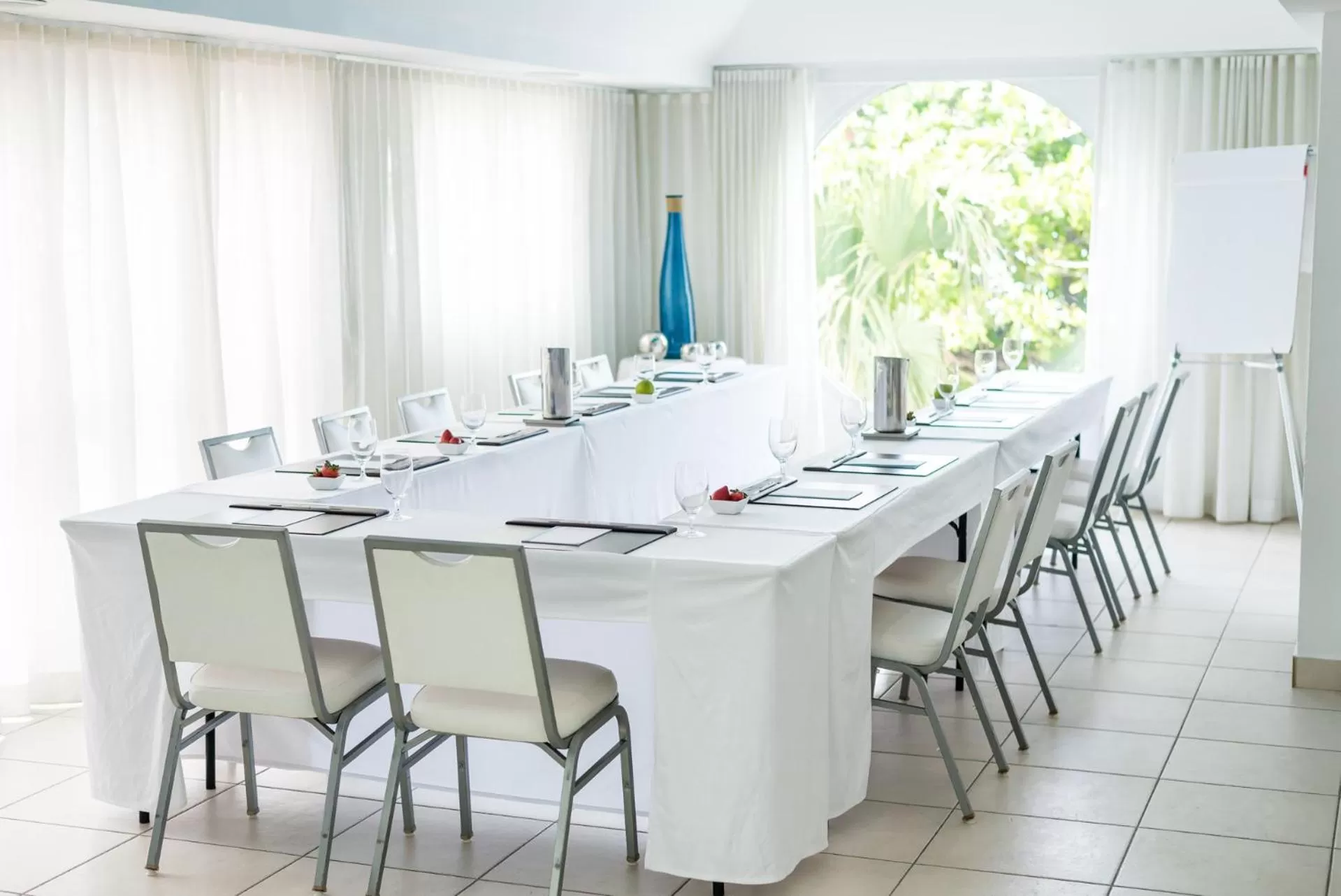 Meeting/conference room in San Juan Water & Beach Club Hotel