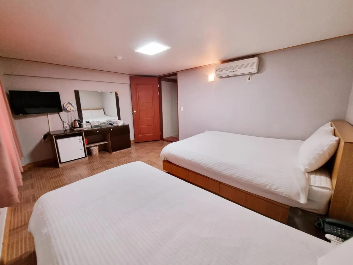 Decorative detail in Hotel G