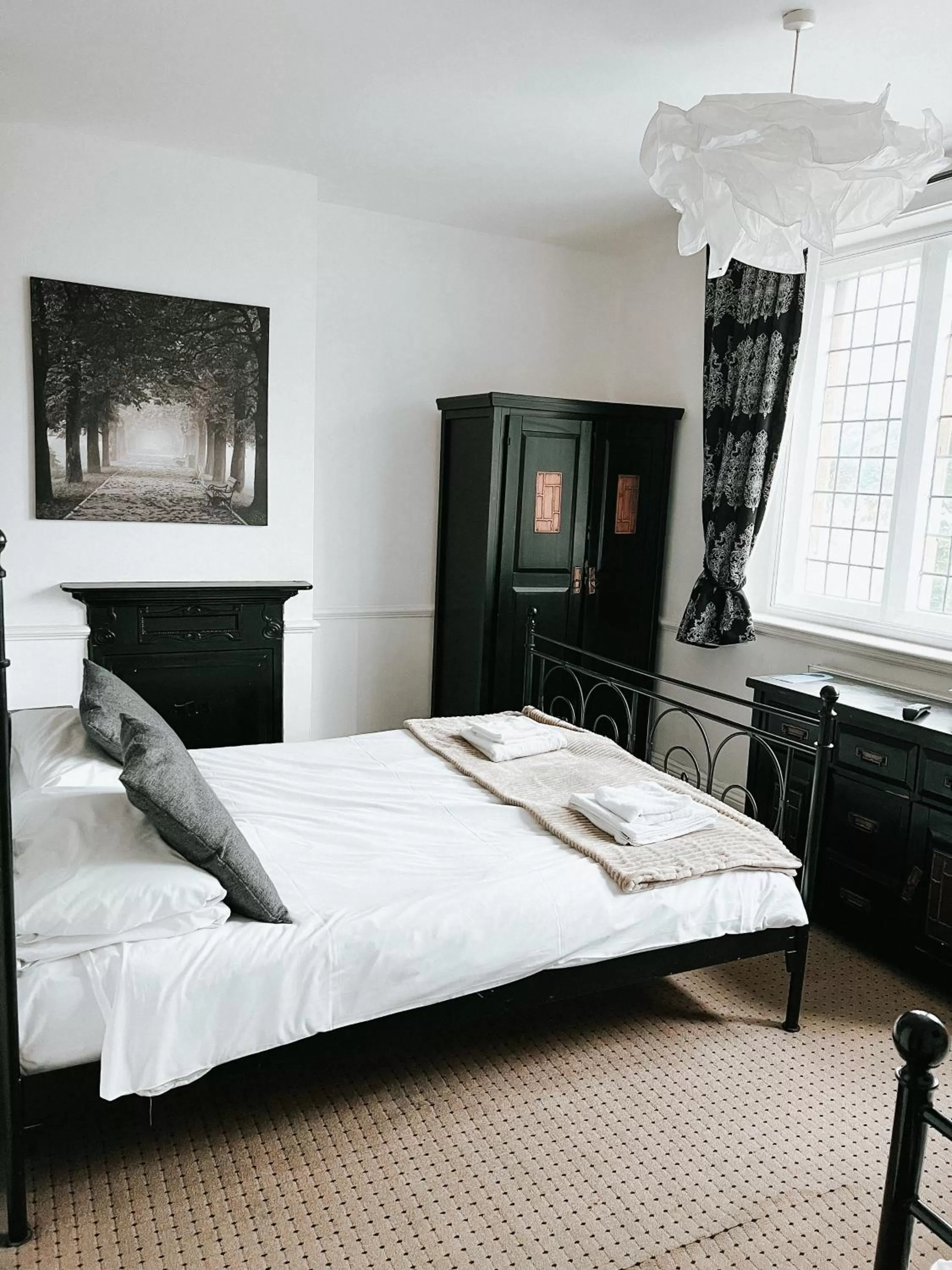 Bed in The Red Lion Inn