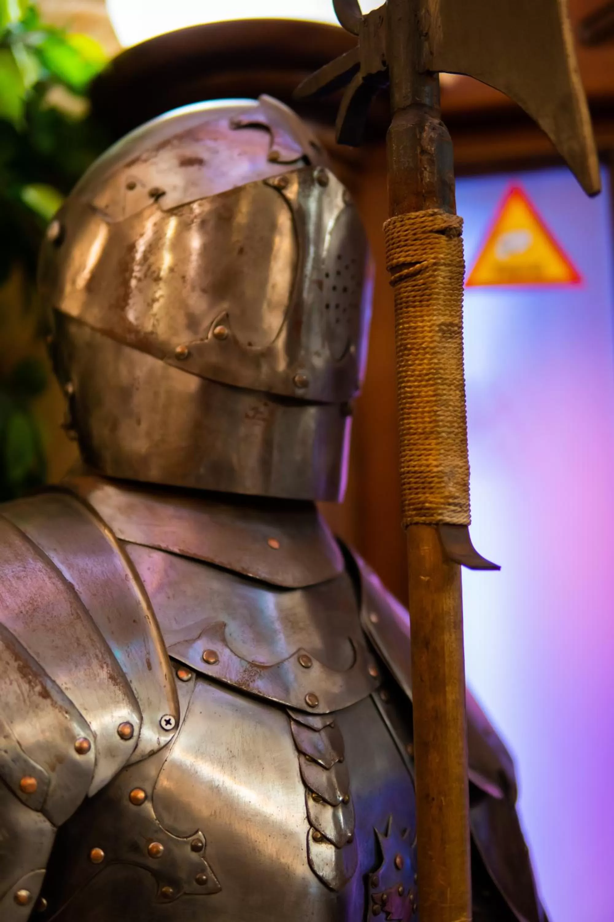 Decorative detail in Kamelot