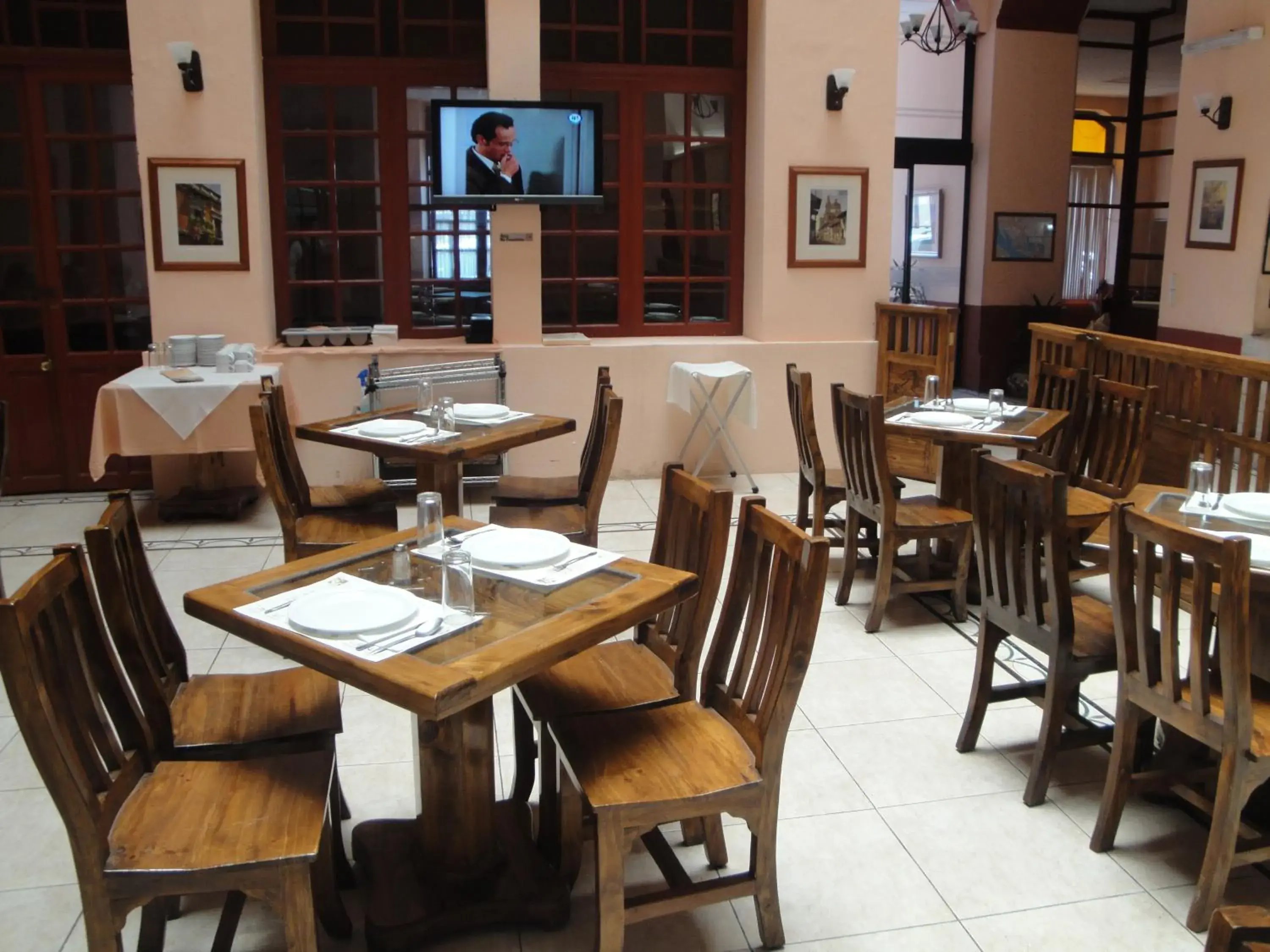 Restaurant/places to eat in Hotel San Angel Restaurant/places to eat in Hotel San Angel
