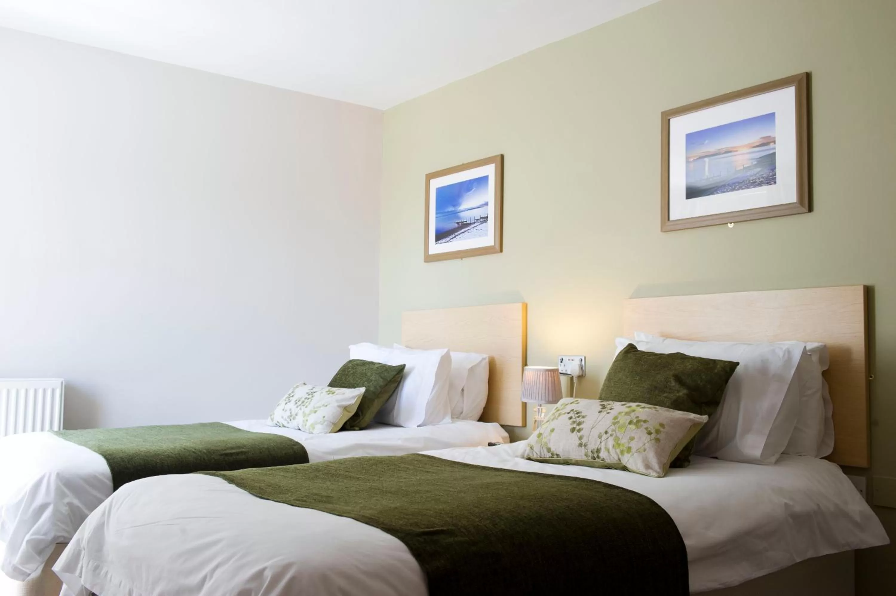 Rose and Crown Hotel