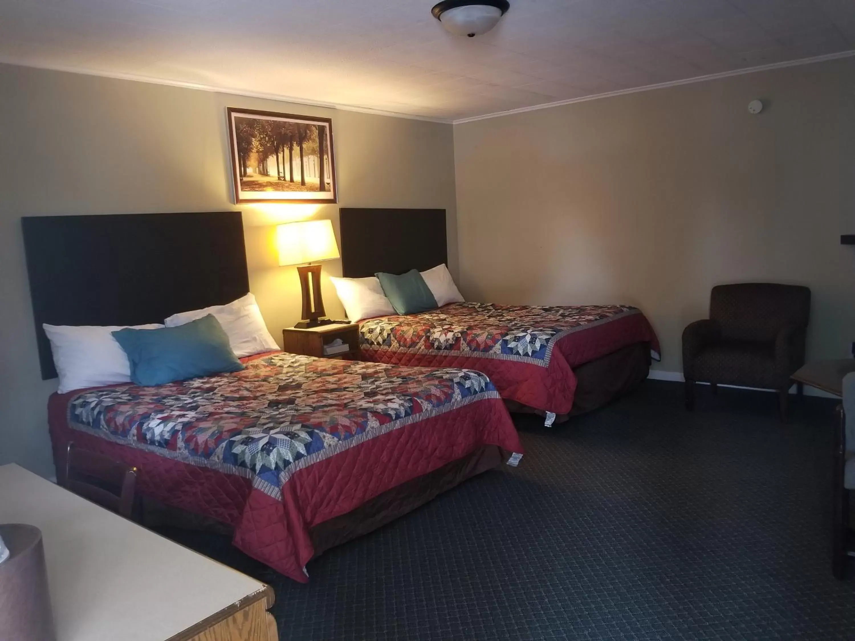 Bed in Fiesta City Motel