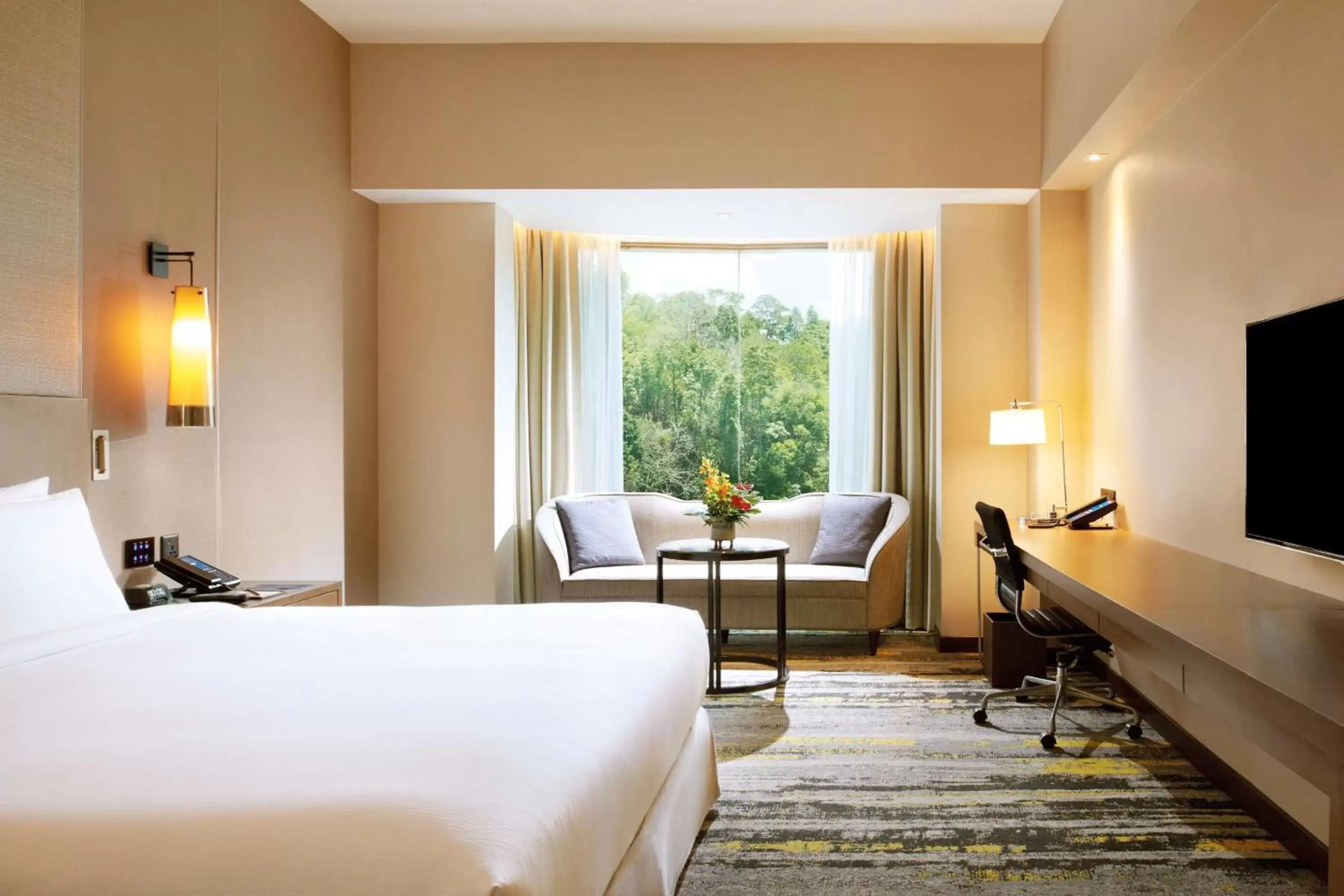 Bed in Hilton Kota Kinabalu