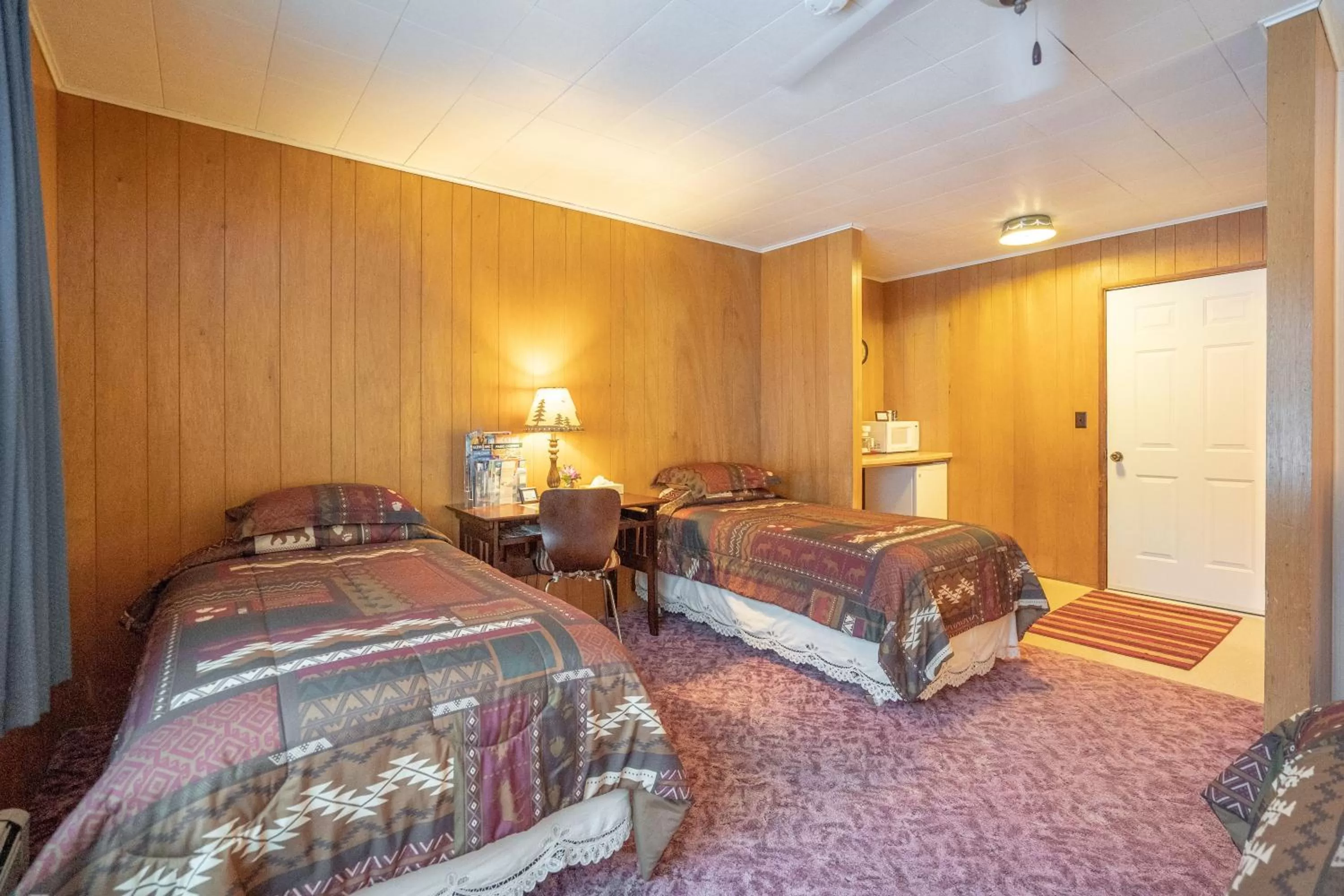 Bed in Talkeetna Inn