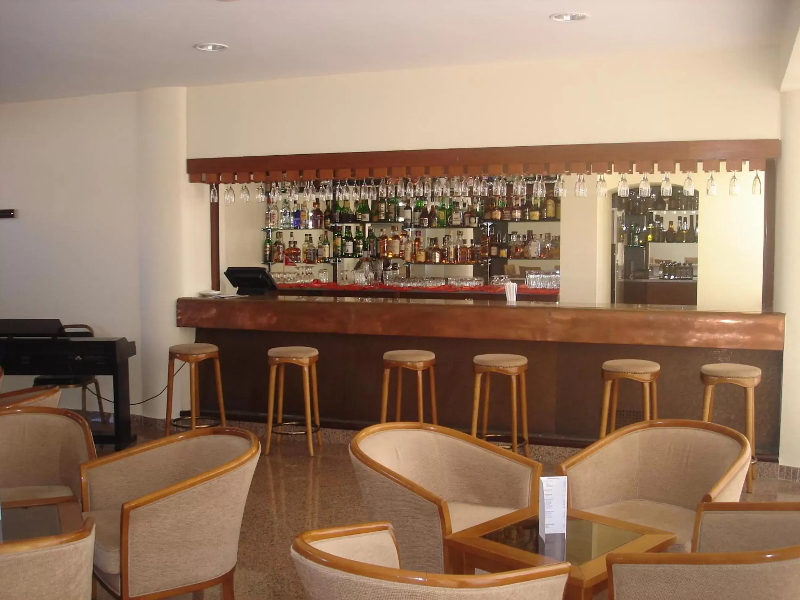 Lounge or bar, Lounge/Bar in Hotel Caravelas