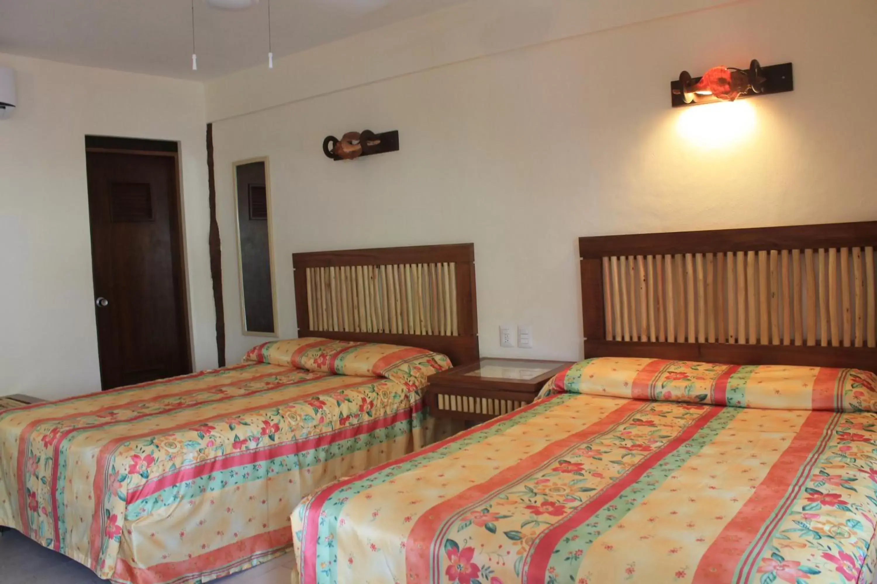 Bedroom, Bed in Hotel Villa Kiin
