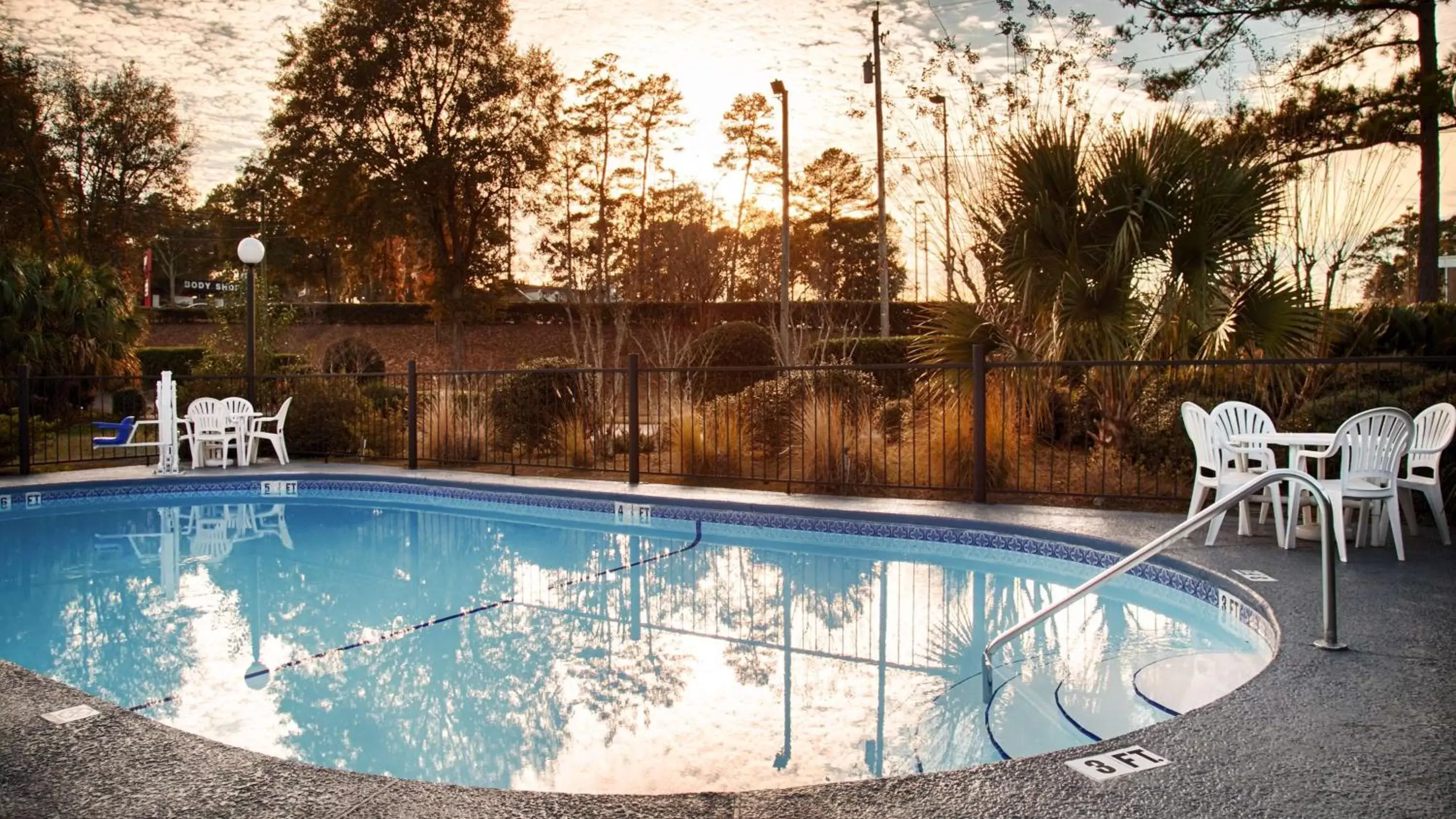 On site, Swimming Pool in Best Western Tallahassee Downtown Inn and Suites