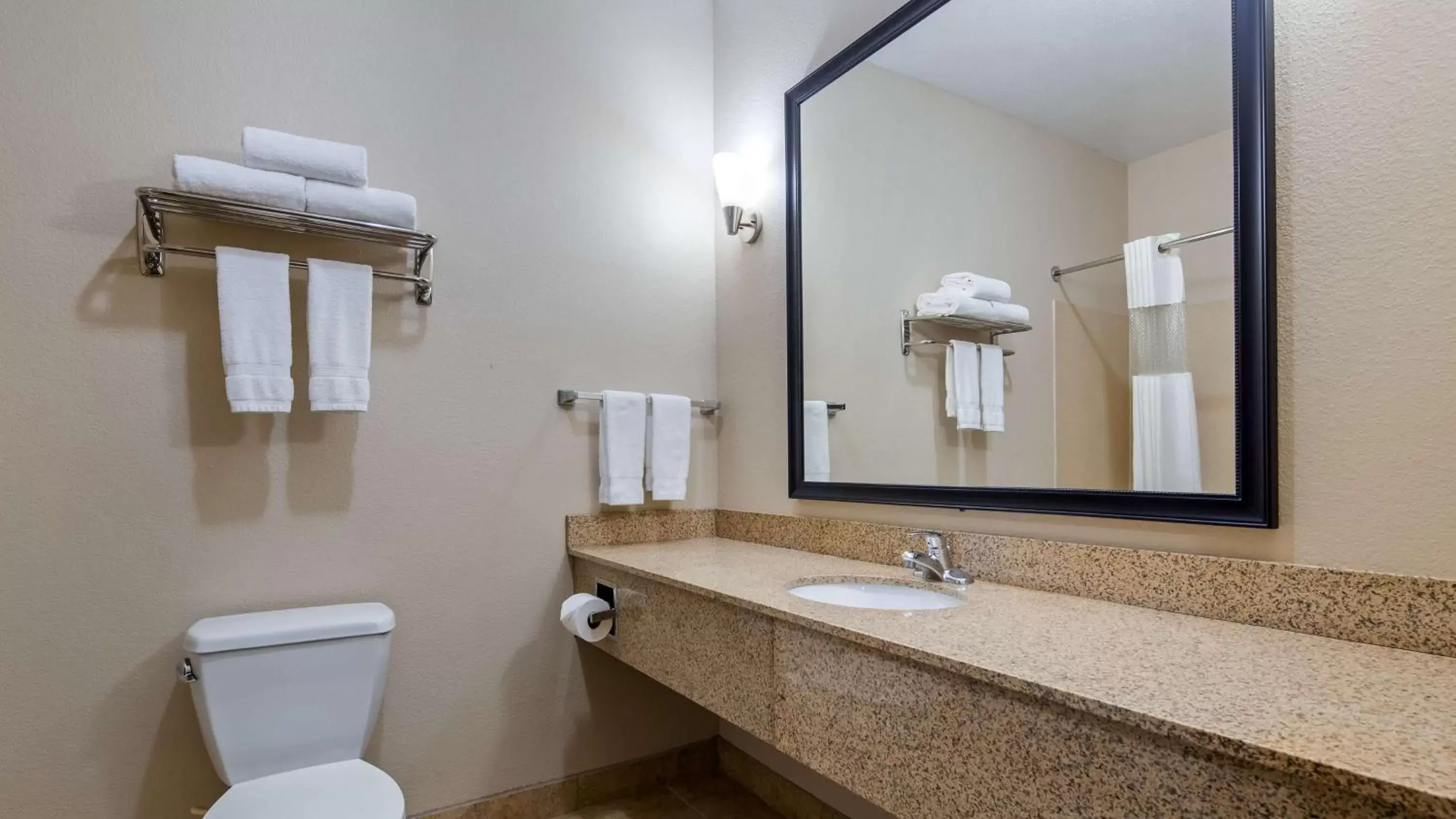 Bathroom in Best Western Plus Eastgate Inn & Suites