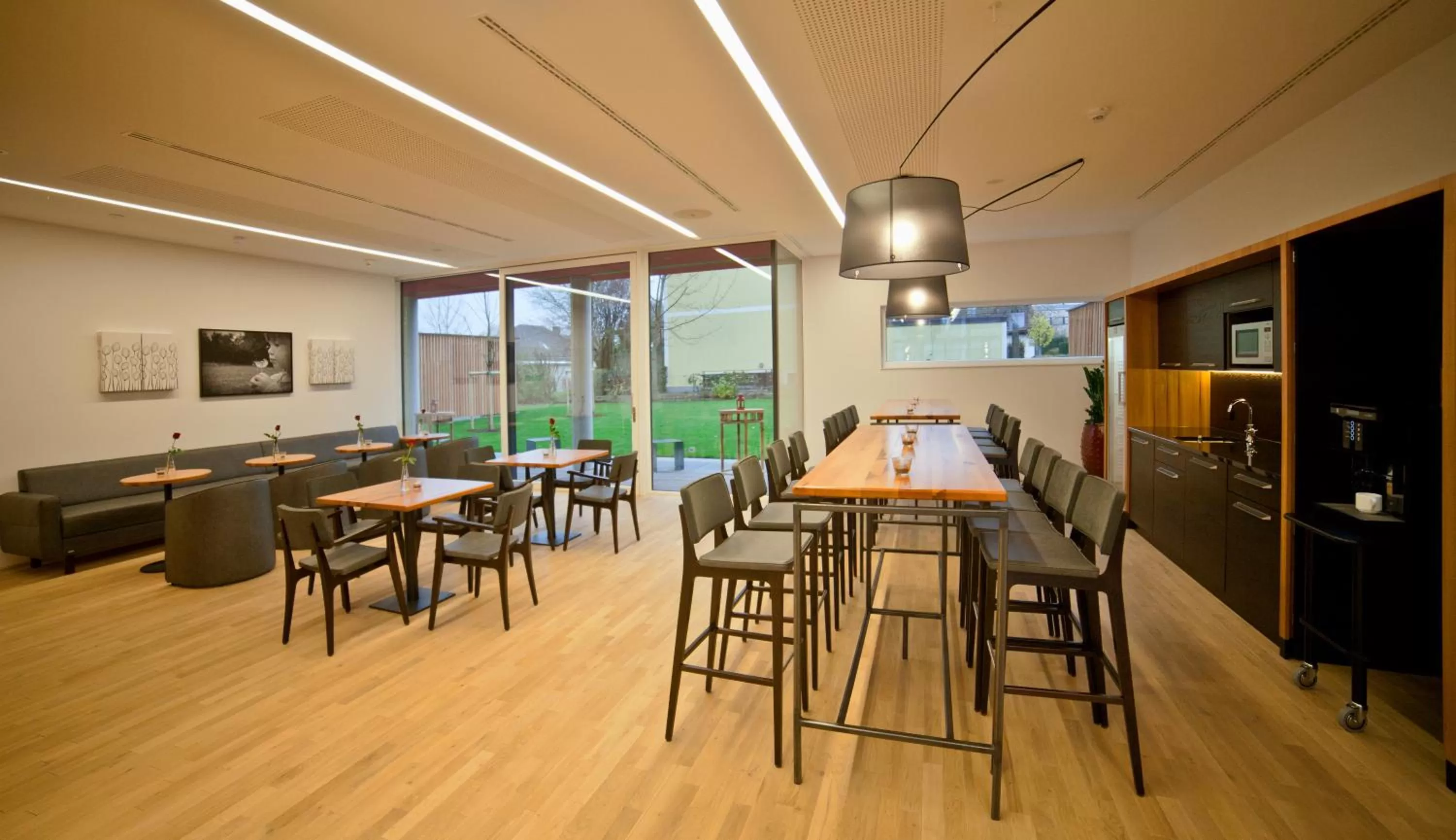 Communal lounge/ TV room in Hotel Wallern Garni