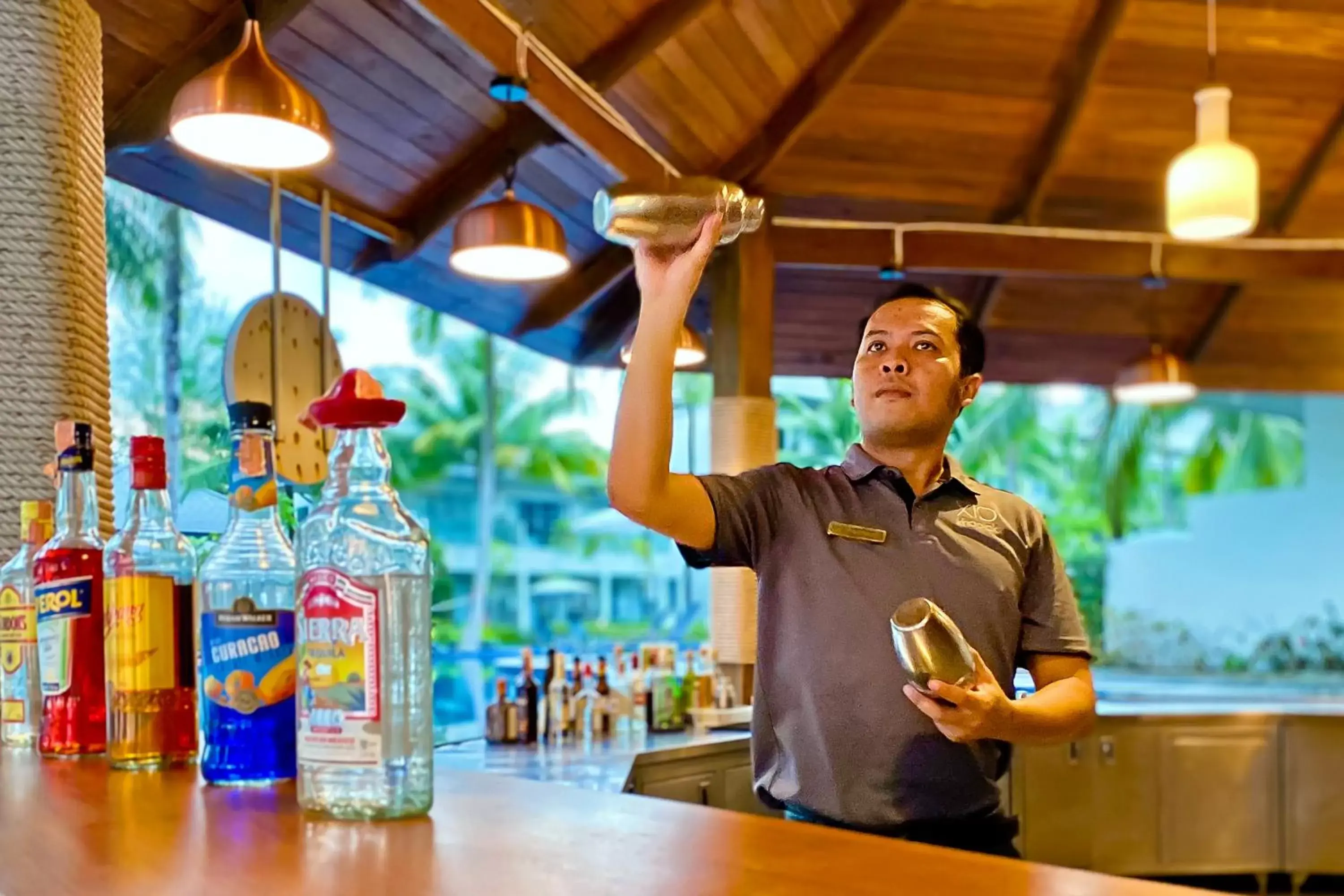 Lounge or bar in X10 Khaolak Resort SHA Plus