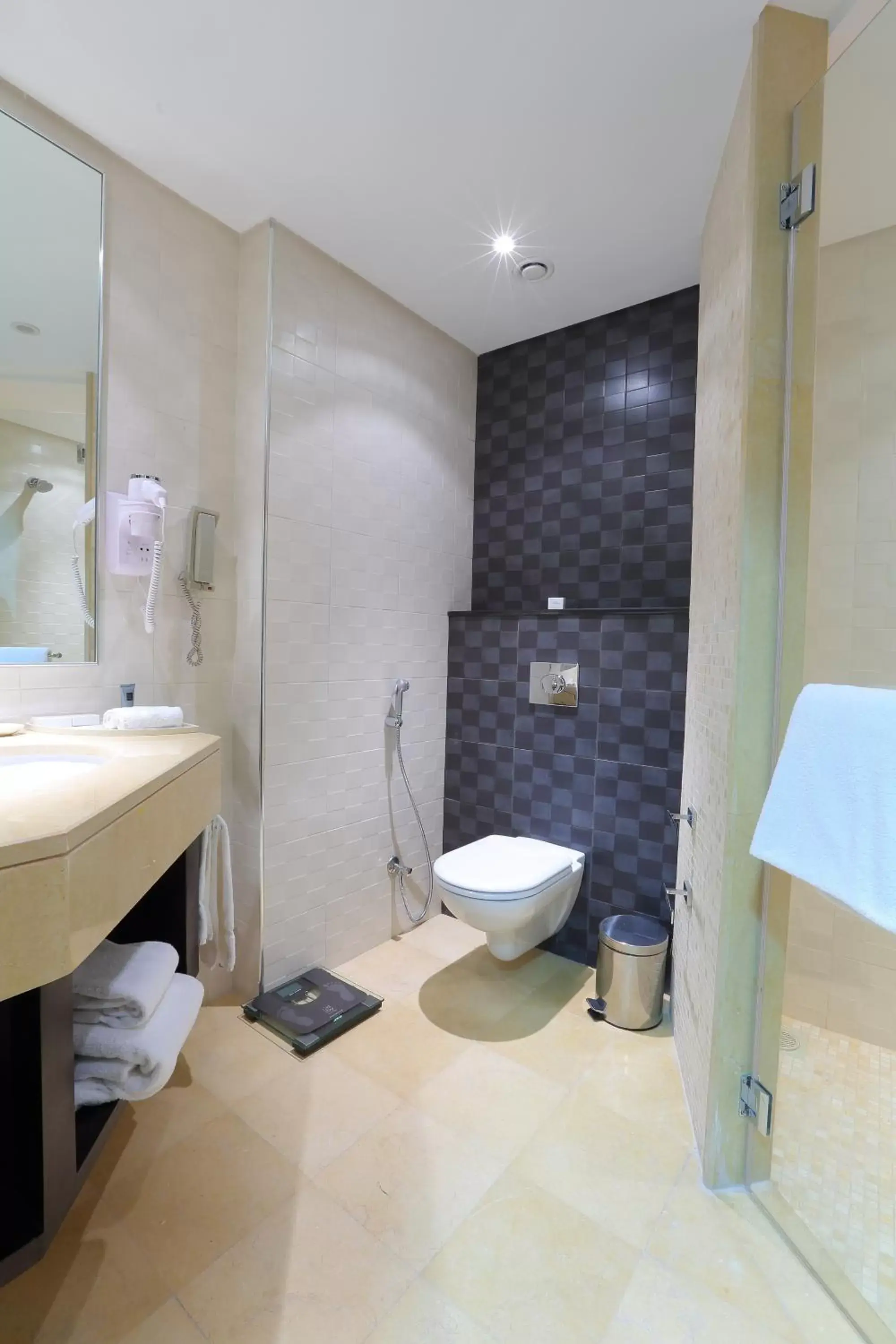 Bathroom in Corp Amman Hotel