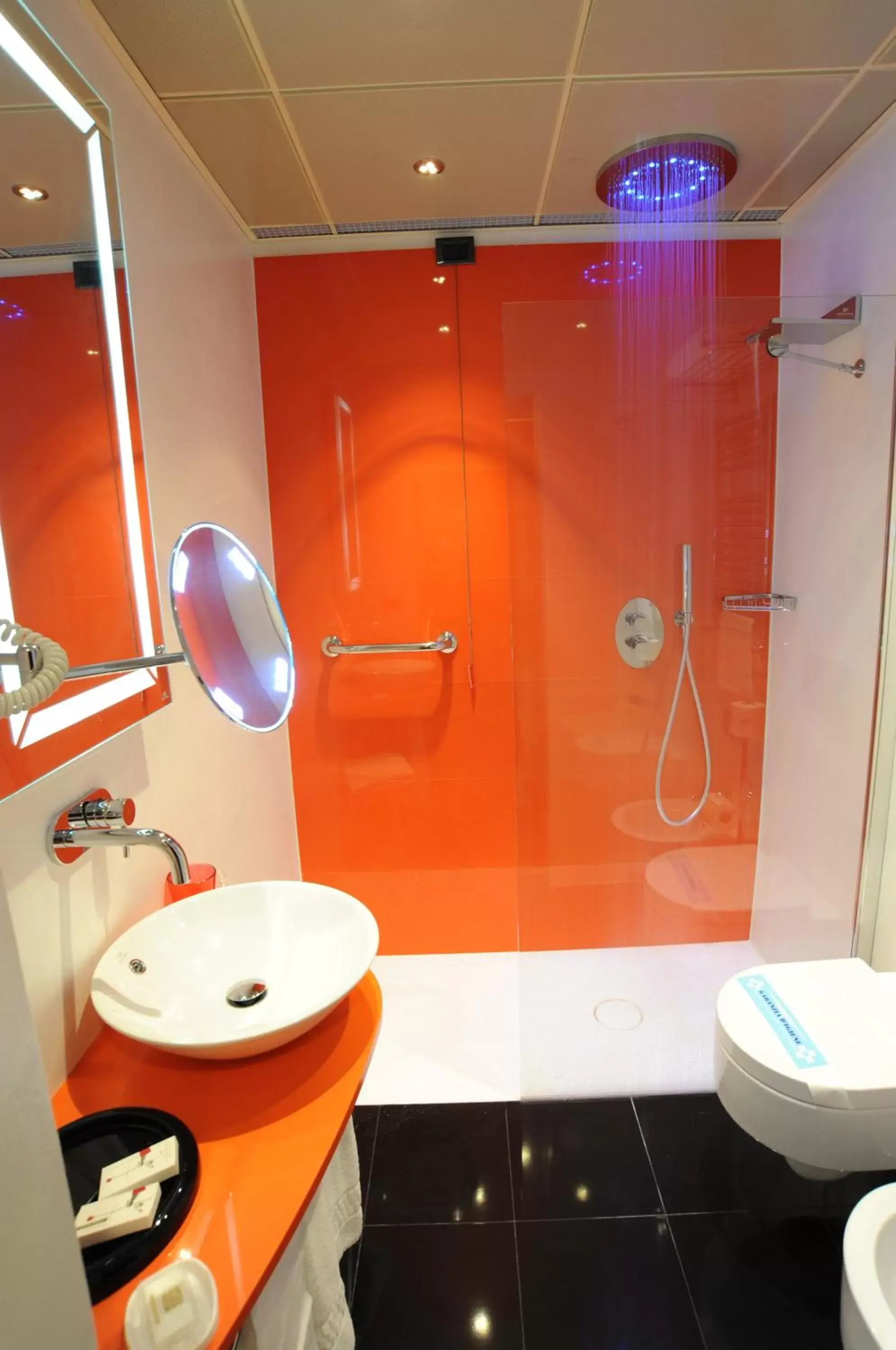 Shower, Bathroom in c-hotels Rubens
