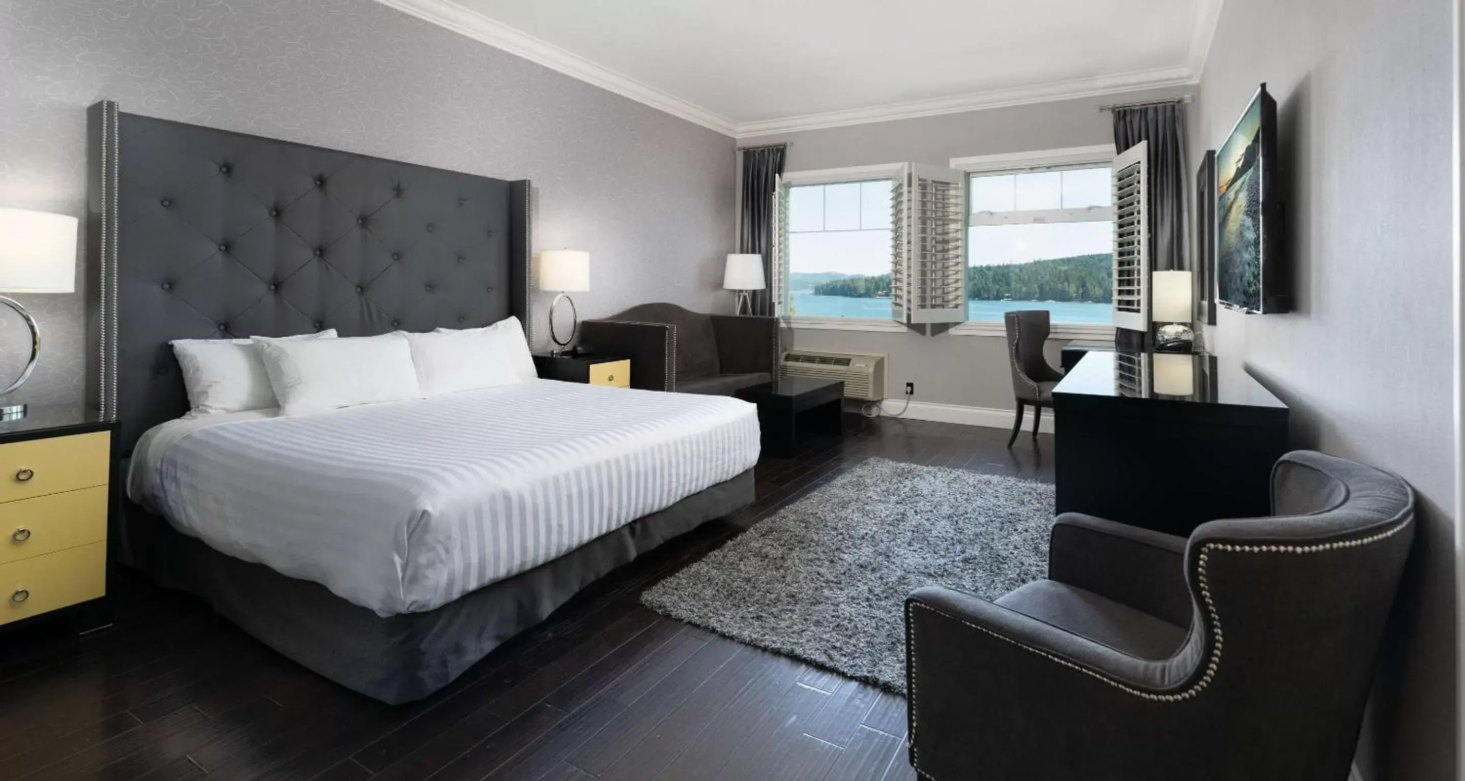 Bedroom in Prestige Oceanfront Resort, WorldHotels Luxury