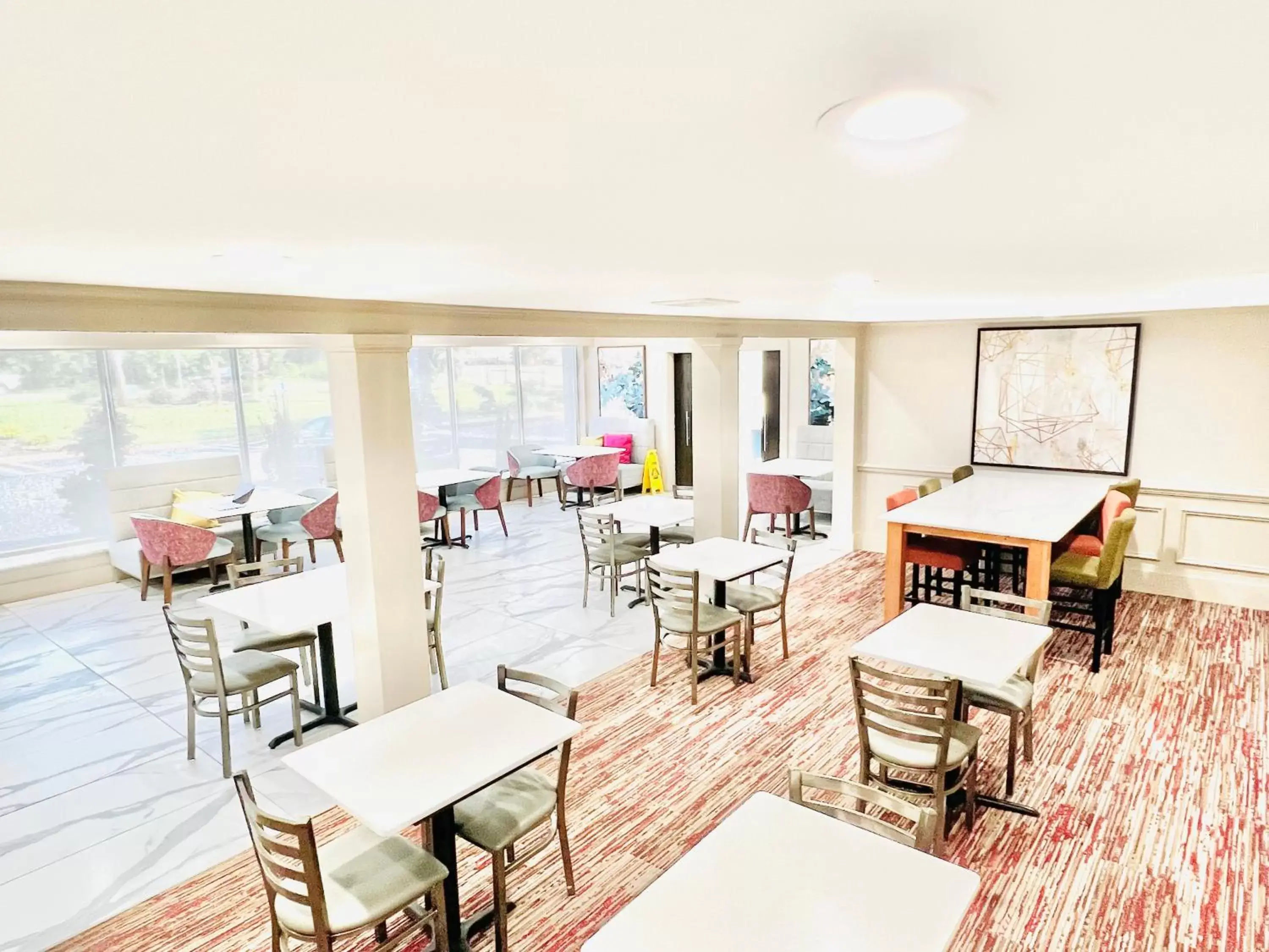 Breakfast, Restaurant/Places to Eat in Quality Inn & Suites McDonough South I-75