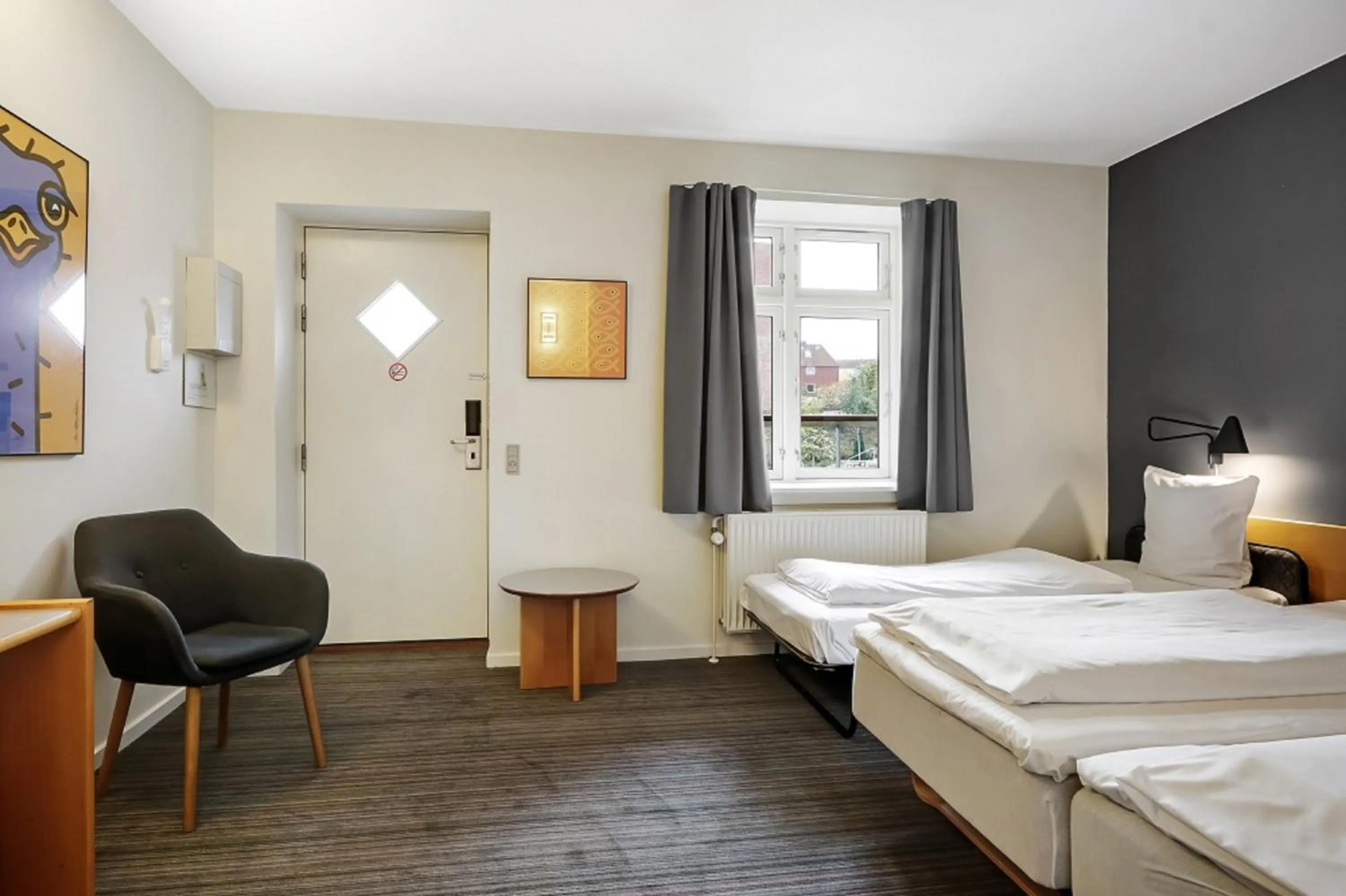 Photo of the whole room, Bed in Hotel Garni