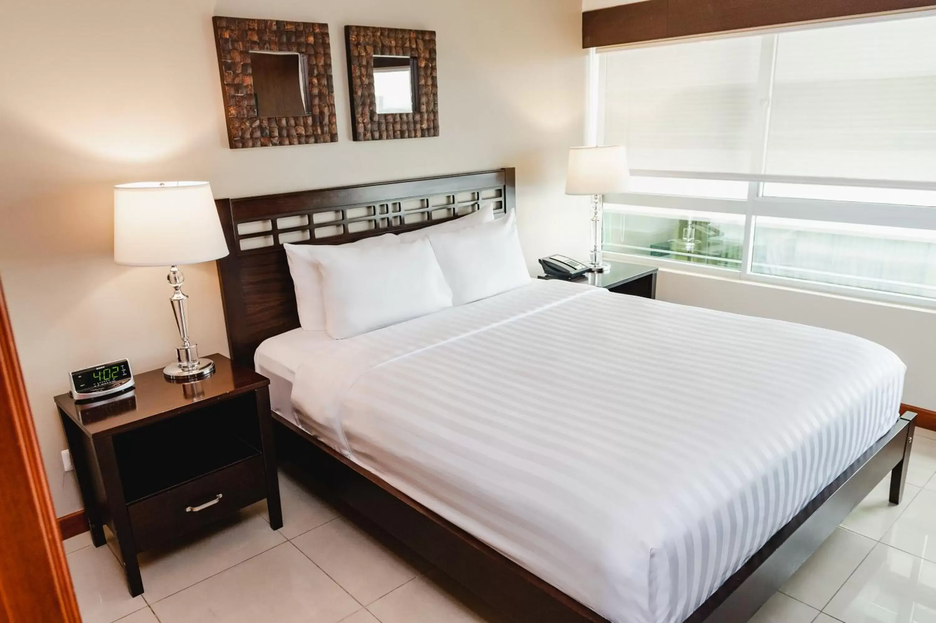 Bed in Wyndham Garden Guayaquil