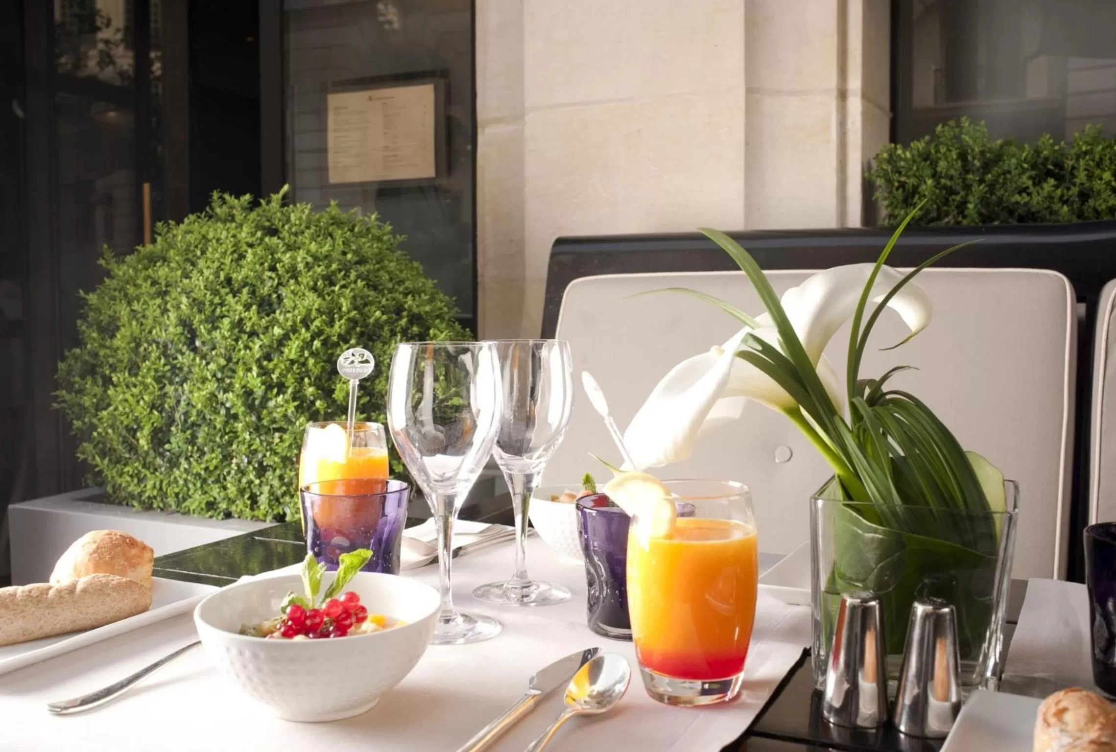 Patio in Hotel Montalembert