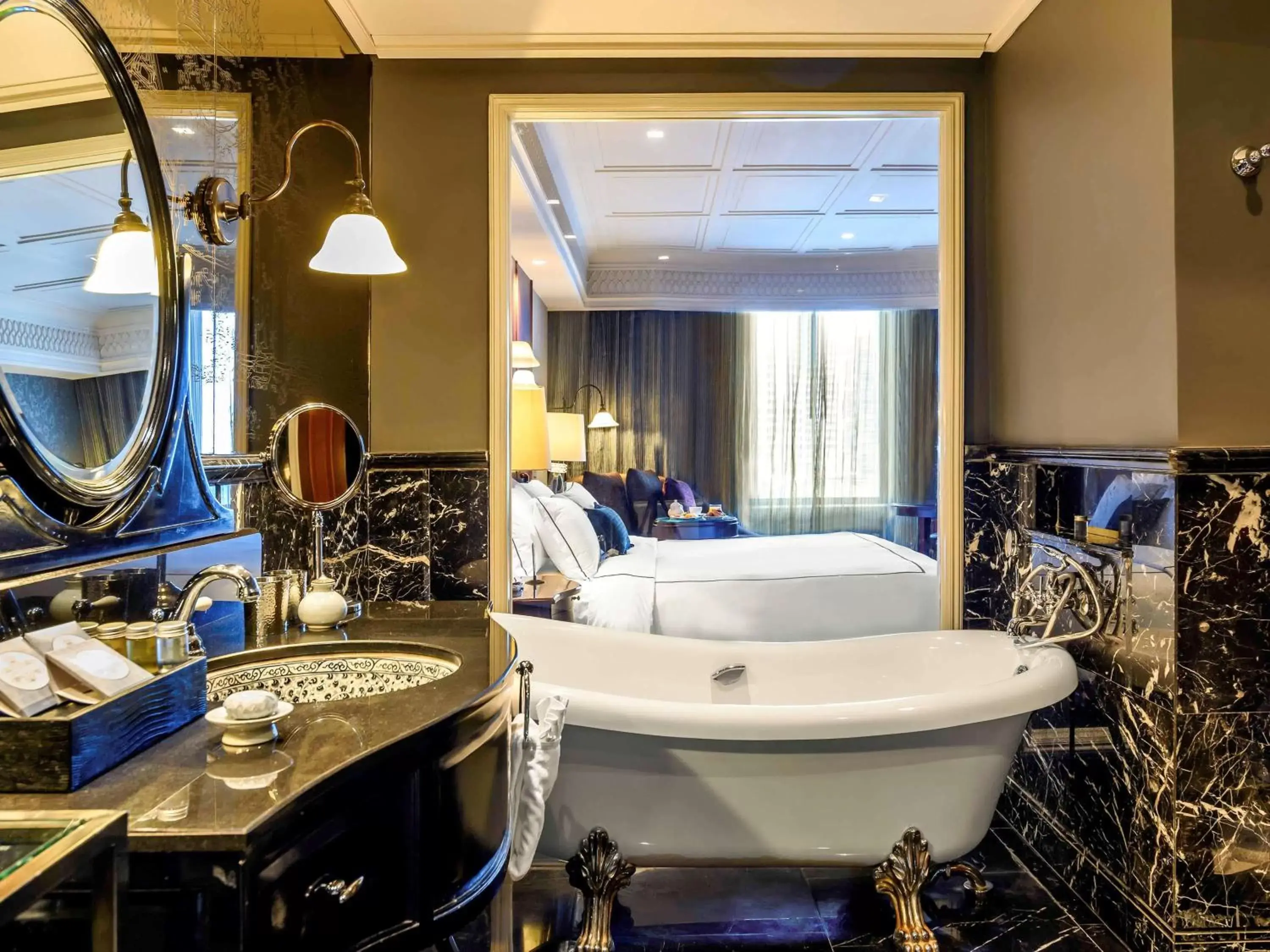 Photo of the whole room, Bathroom in Hotel Muse Bangkok Langsuan - MGallery