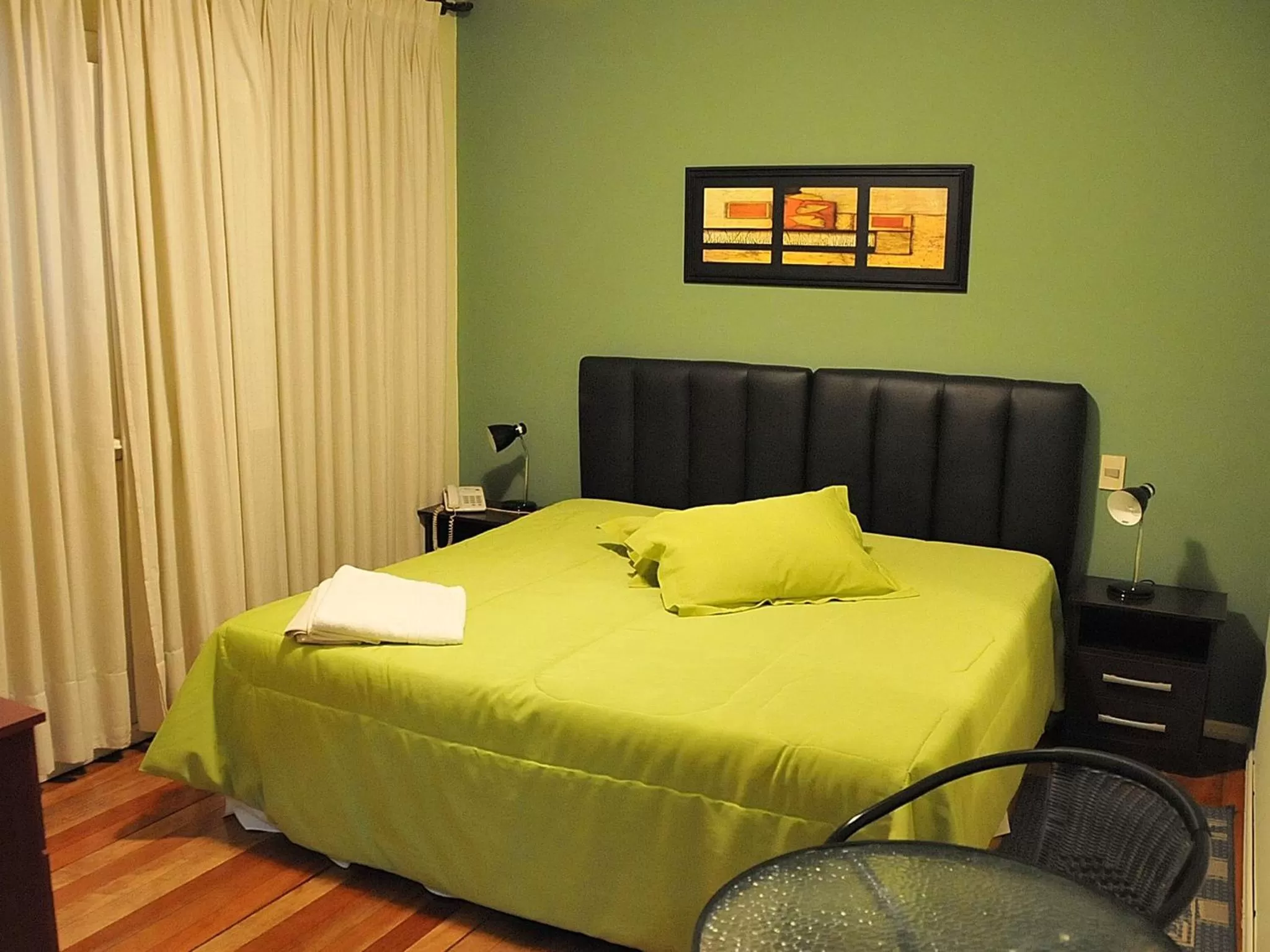 Photo of the whole room, Bed in Hotel Uruguay Brasil