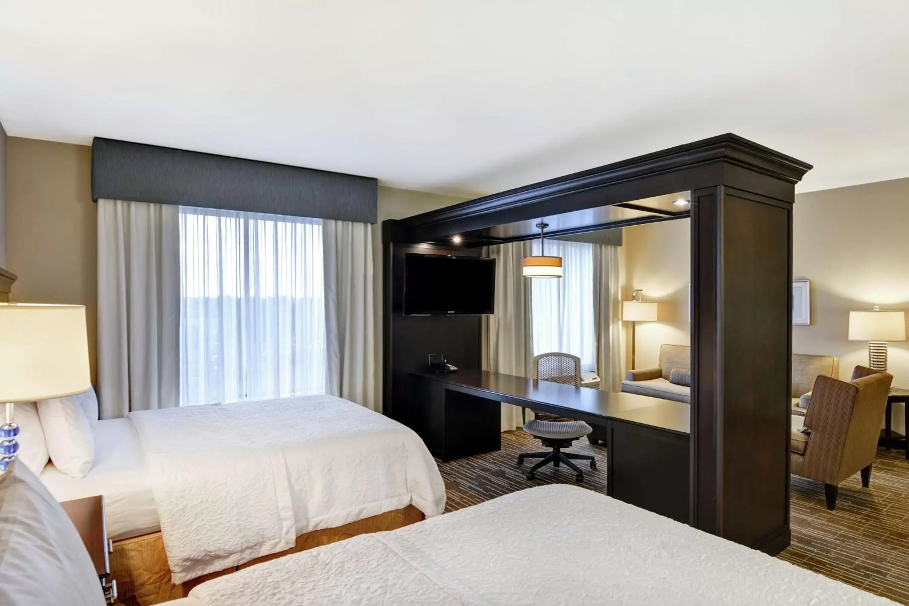 Bedroom, Bed in Hampton Inn & Suites Denver Airport / Gateway Park
