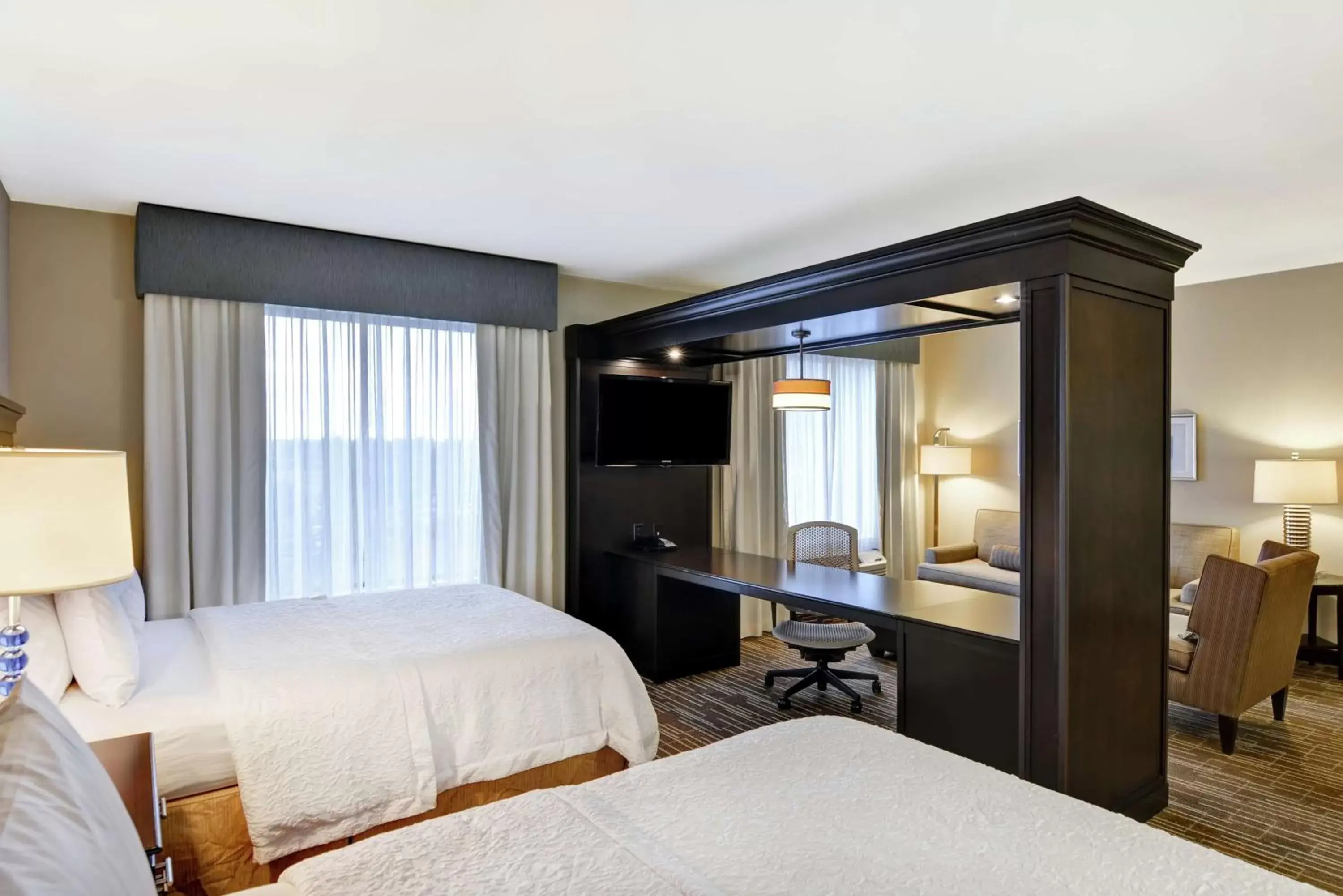 Bedroom, Bed in Hampton Inn & Suites Denver Airport / Gateway Park Bedroom, Bed in Hampton Inn & Suites Denver Airport / Gateway Park