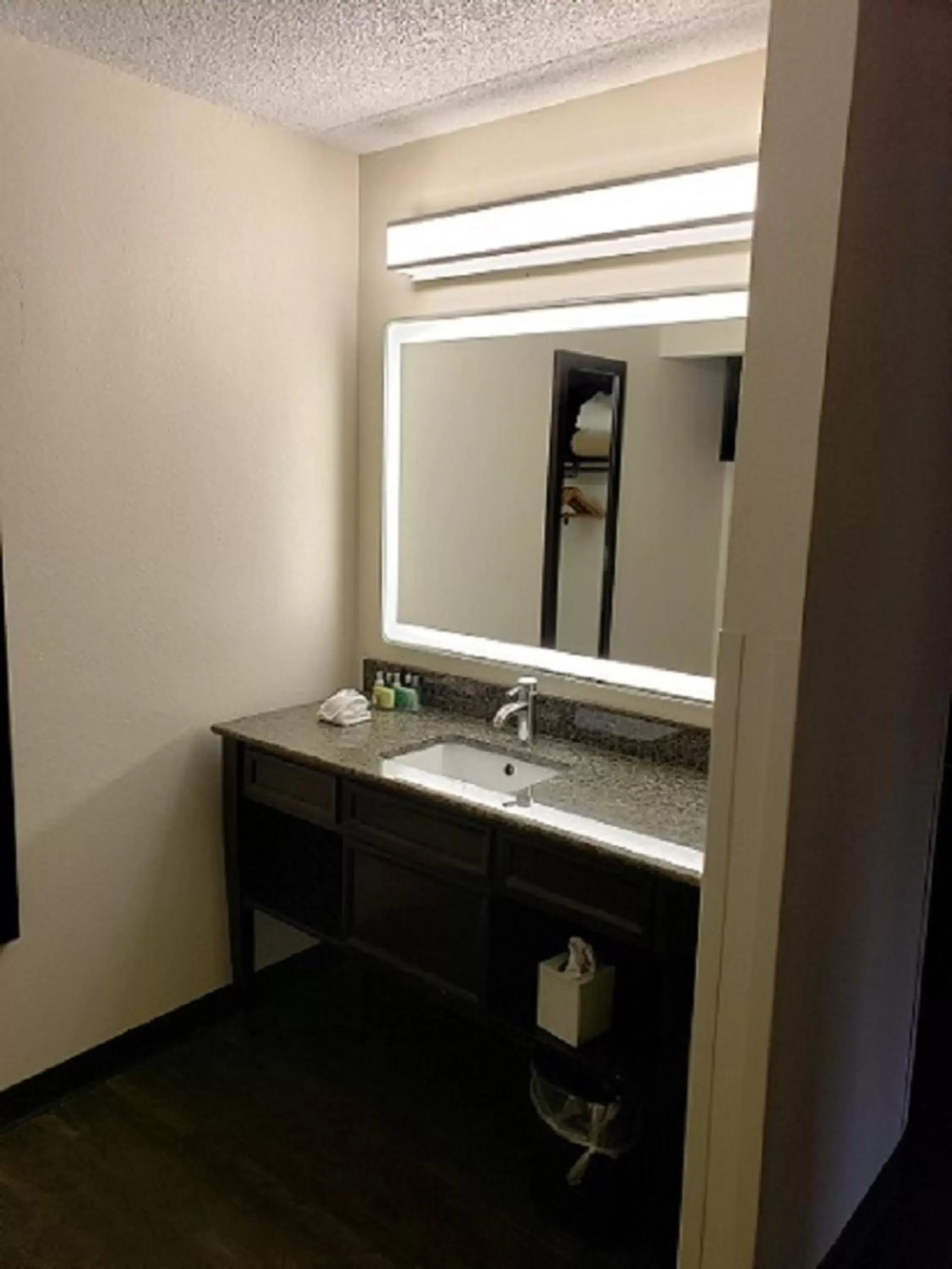 Bathroom in Club Hotel Nashville Inn & Suites