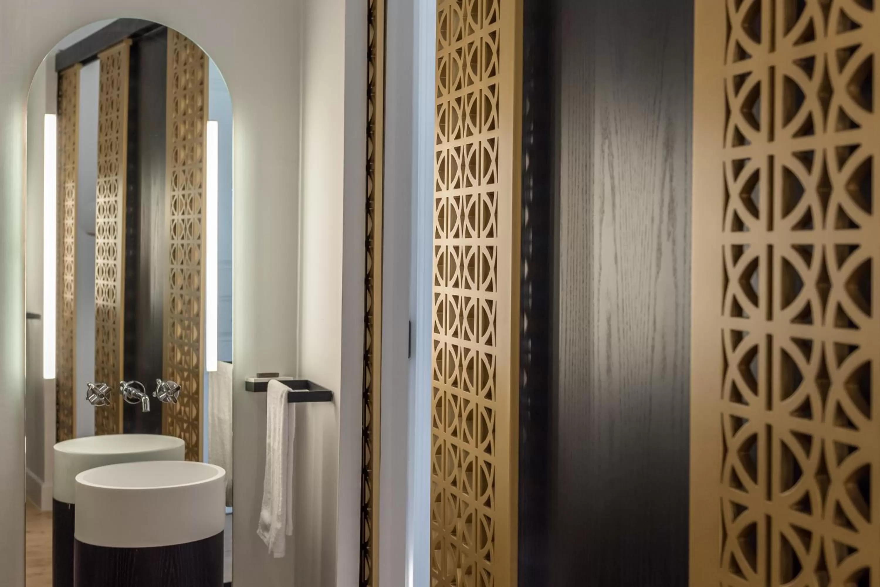 Bathroom in S Paul City Hotel