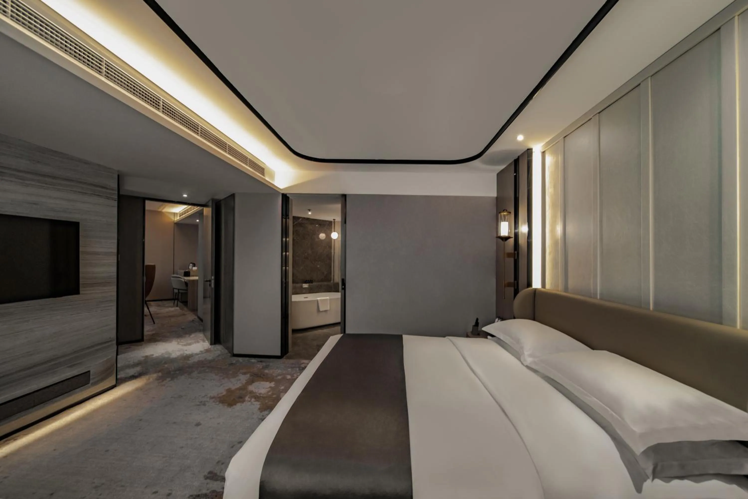 Bedroom, Bed in Howard Johnson Paragon Hotel Beijing