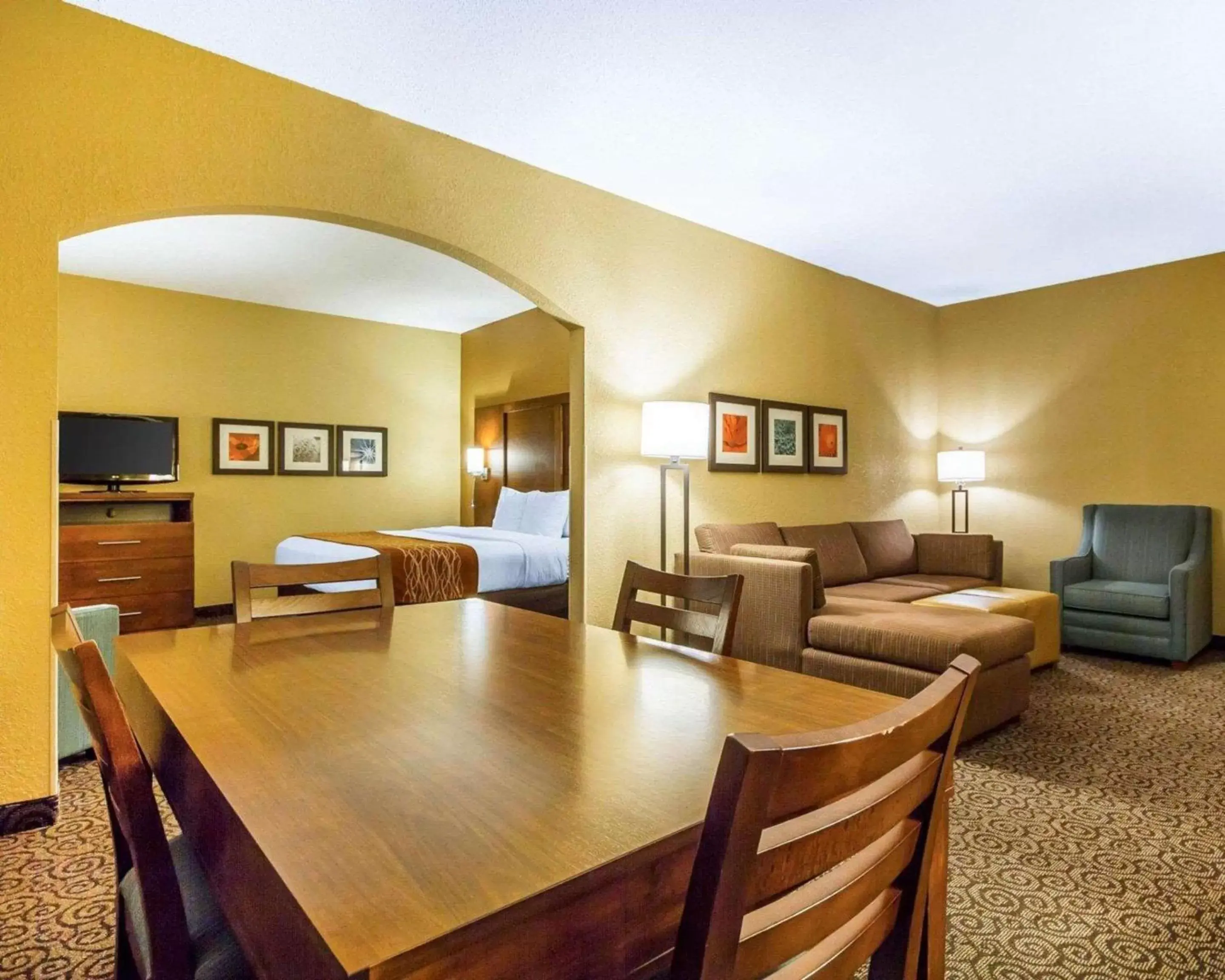 Bedroom in Comfort Suites