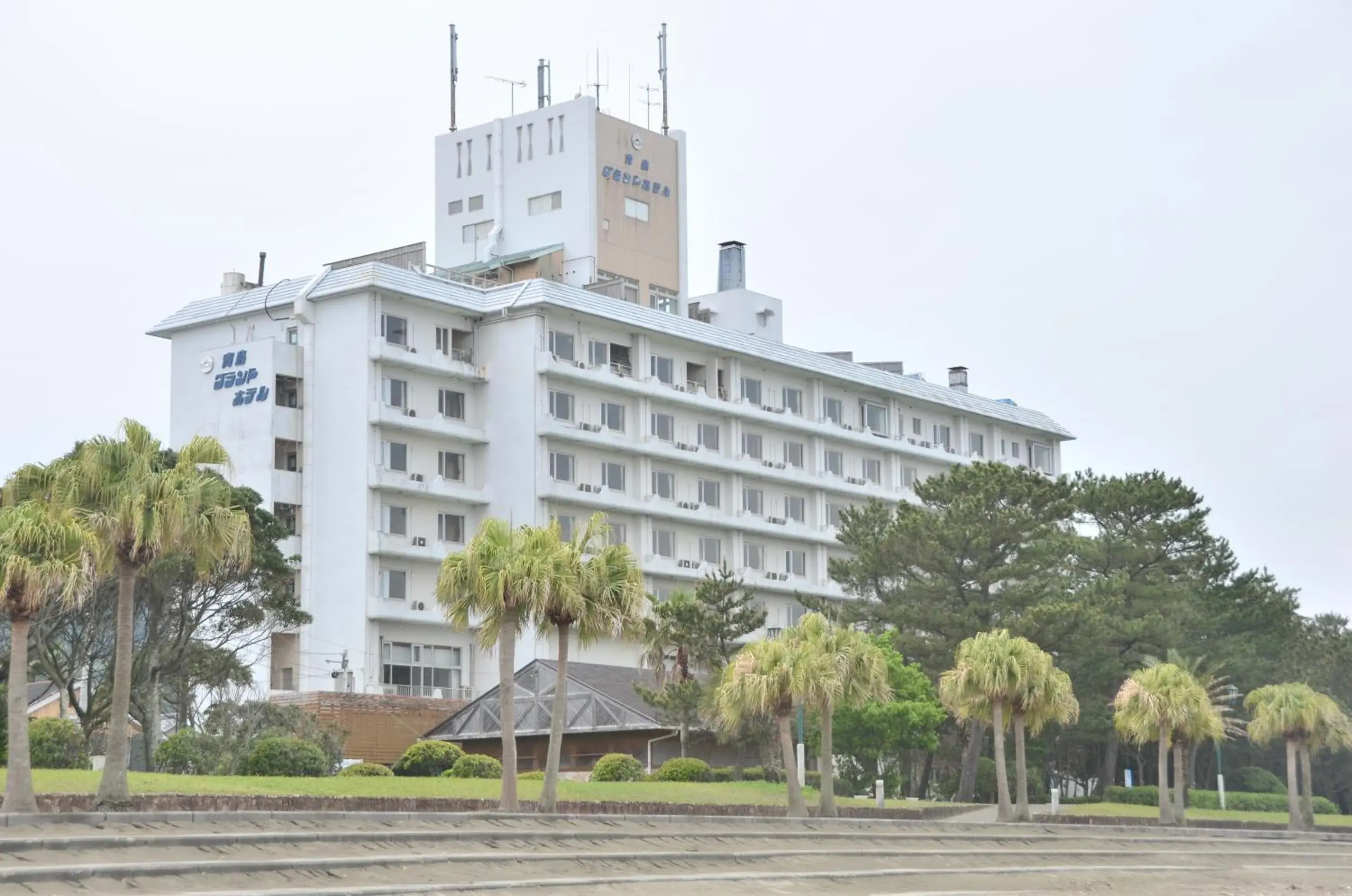 Property building in Aoshima Grand Hotel Property building in Aoshima Grand Hotel