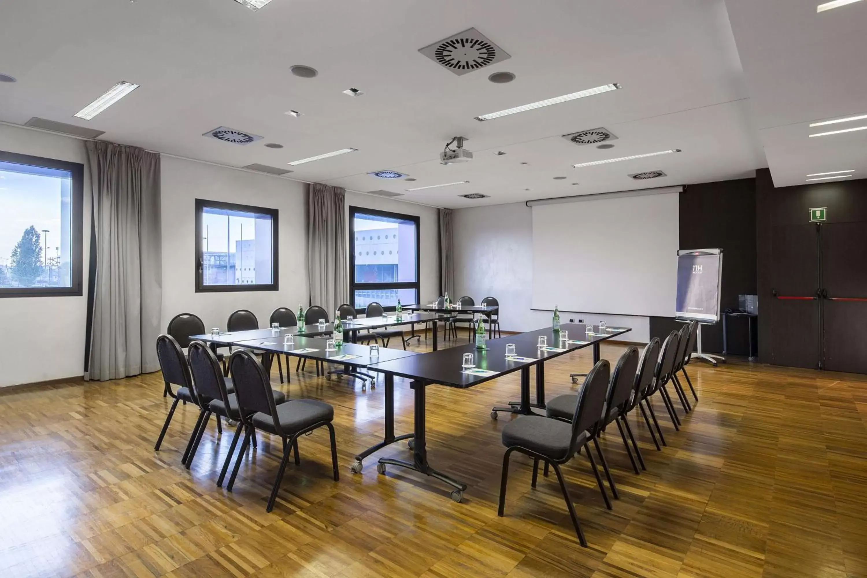 Meeting/conference room in NH Milano Fiera