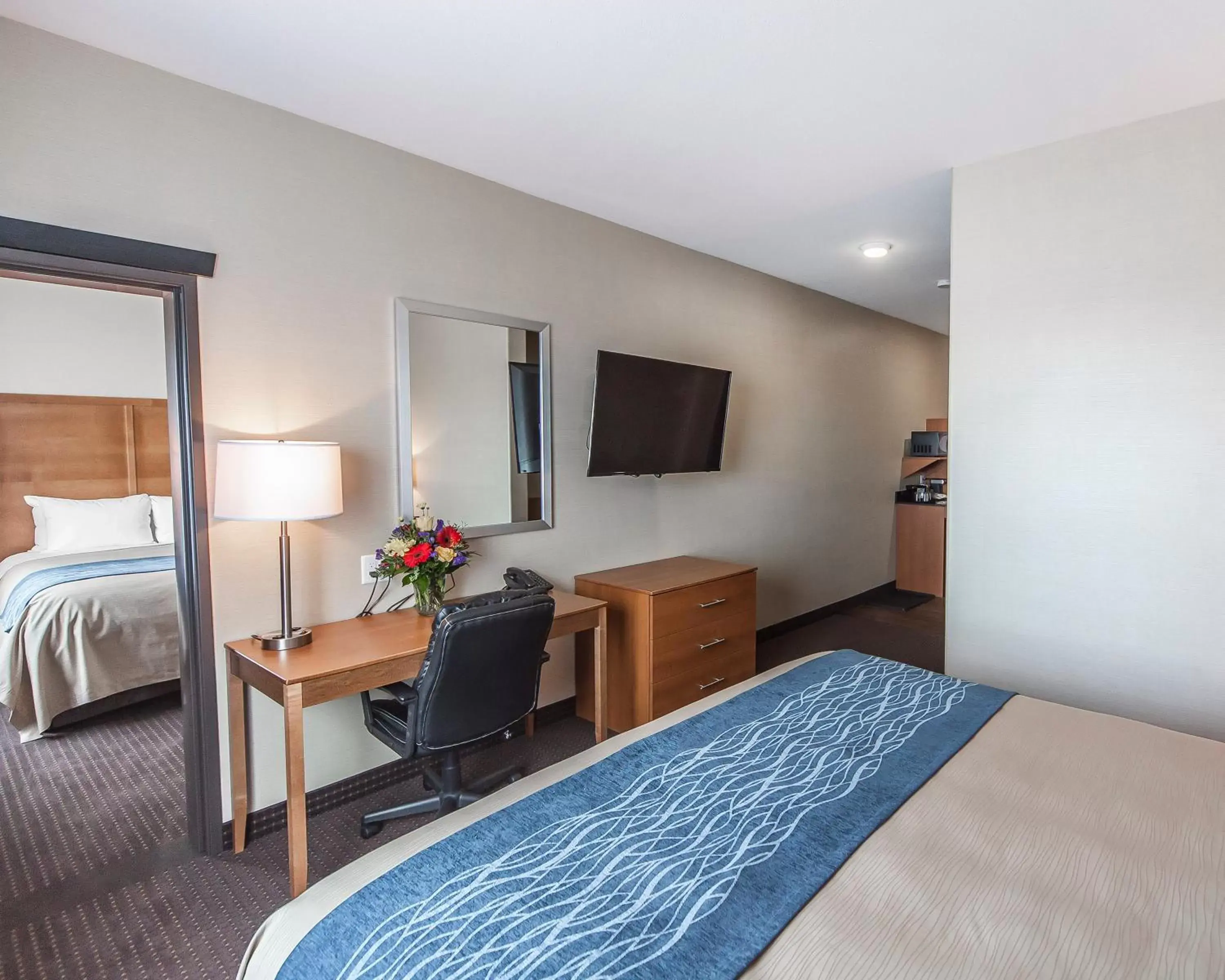 Bed in Comfort Inn & Suites Bonnyville