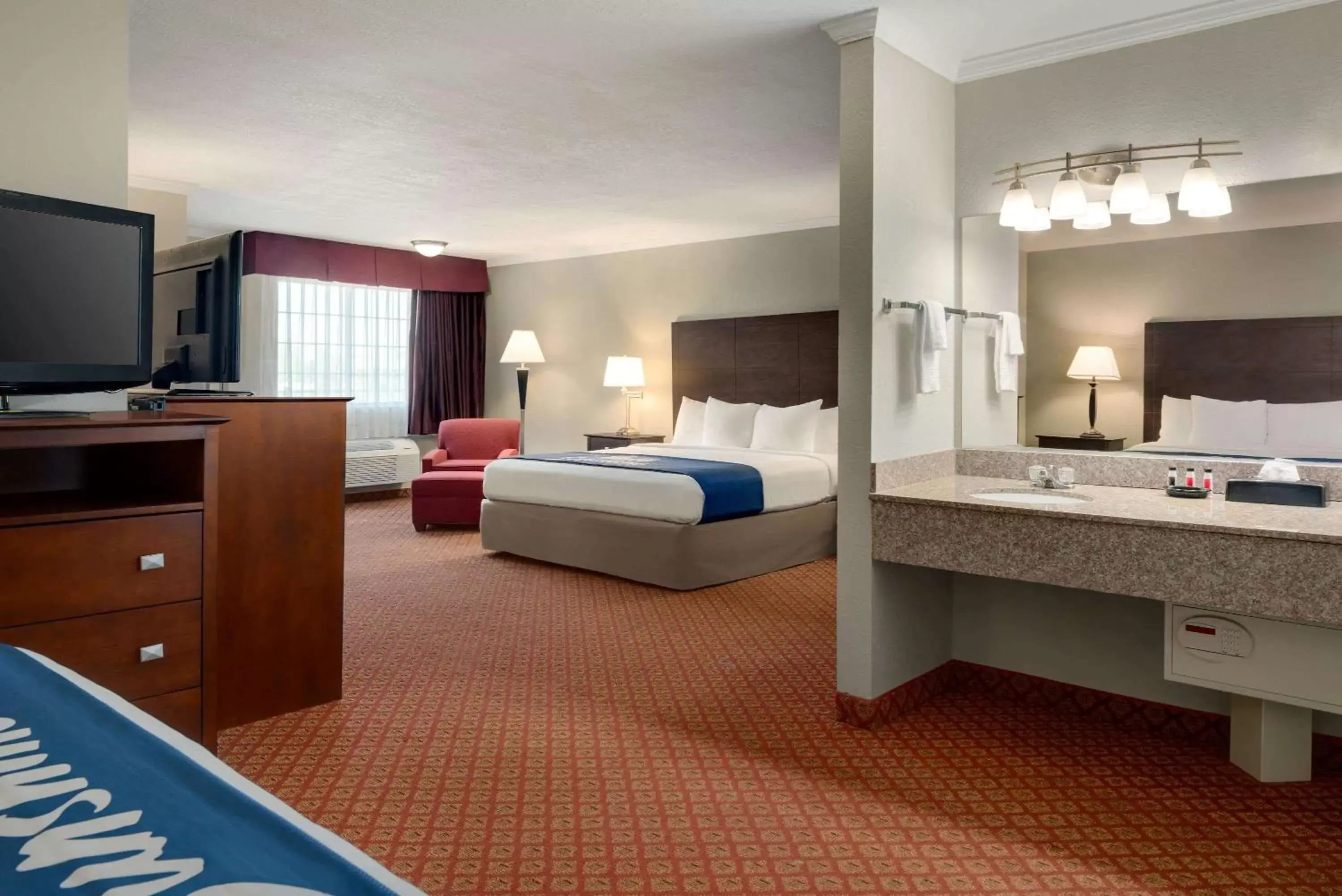 Photo of the whole room, Bed in Days Inn by Wyndham Whitmore Lake