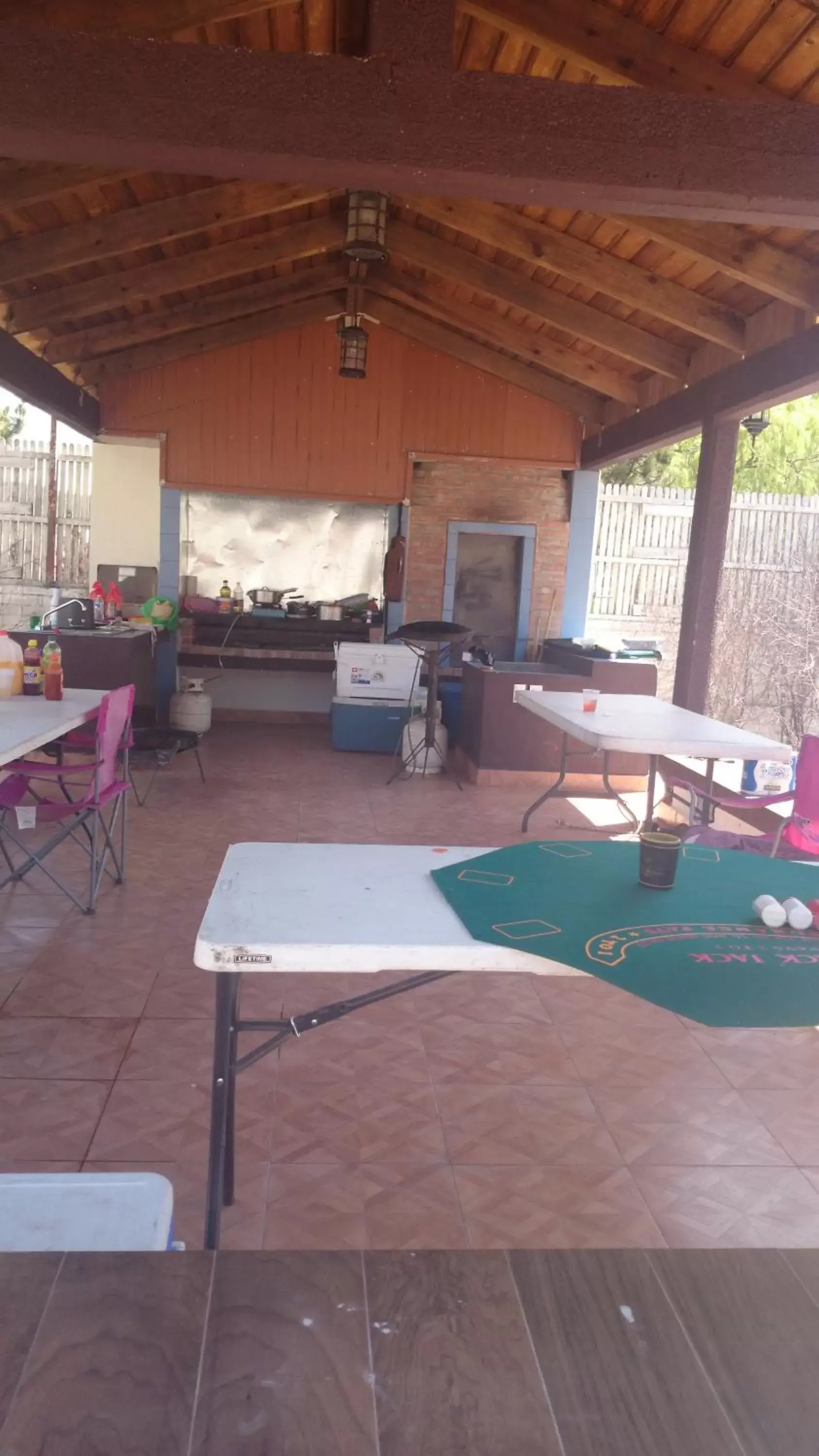 Communal kitchen in Villas La Quinta