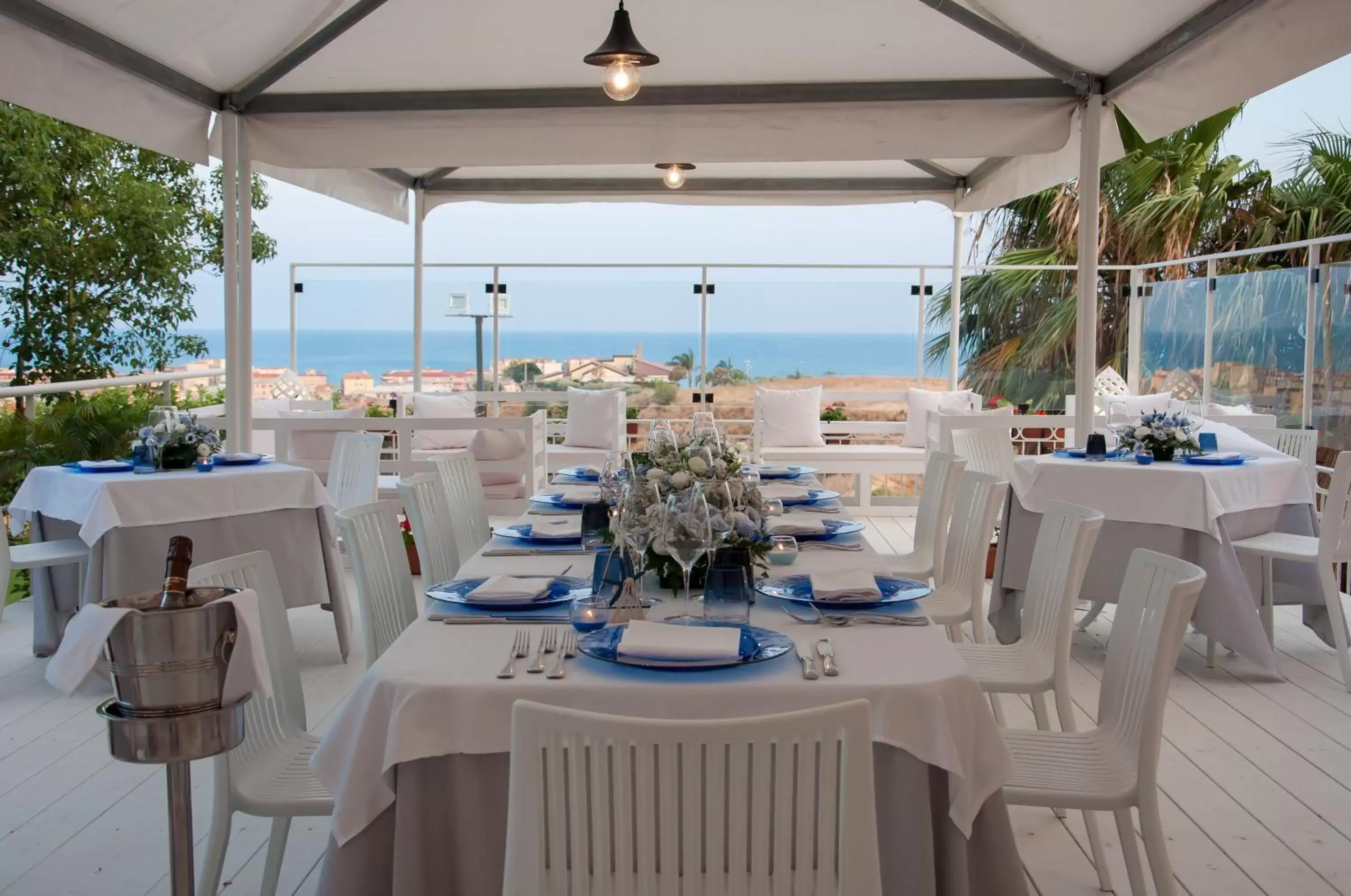 Restaurant/places to eat, Banquet Facilities in Grand Hotel Paradiso