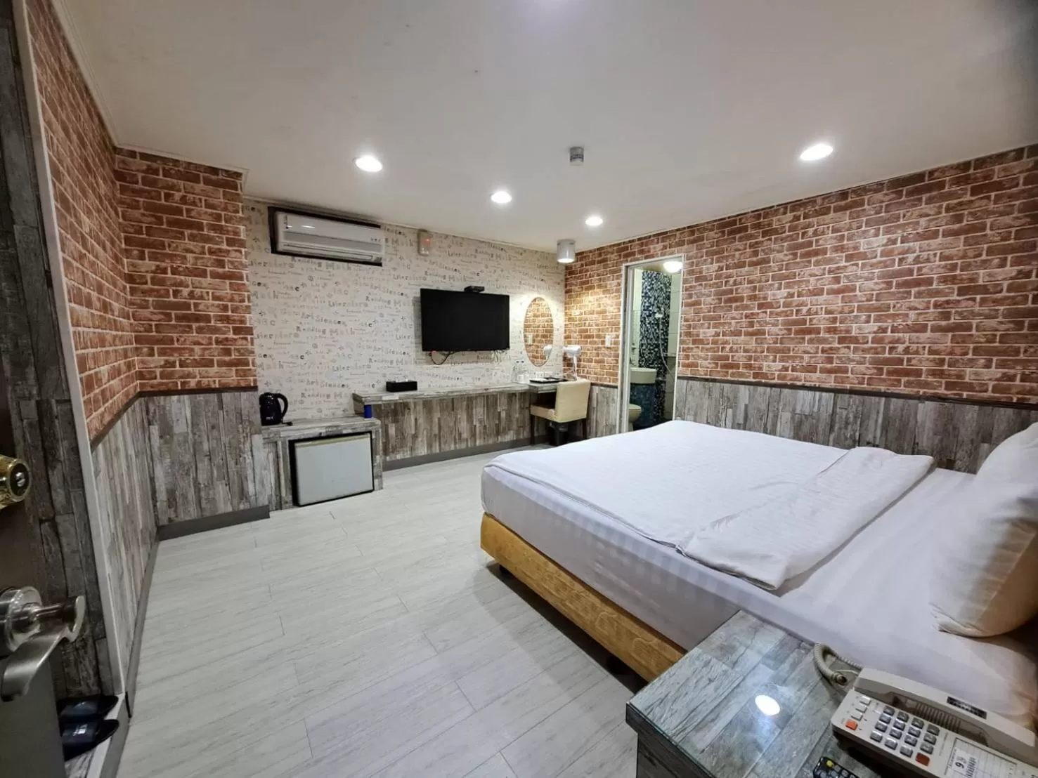 Bed in Bin Chen Business Hotel