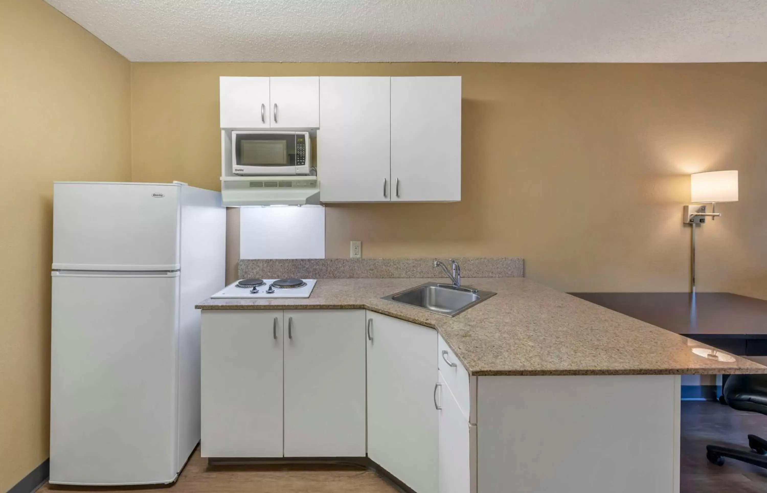 Bedroom, Kitchen/Kitchenette in Extended Stay America Suites - Orange County - Yorba Linda