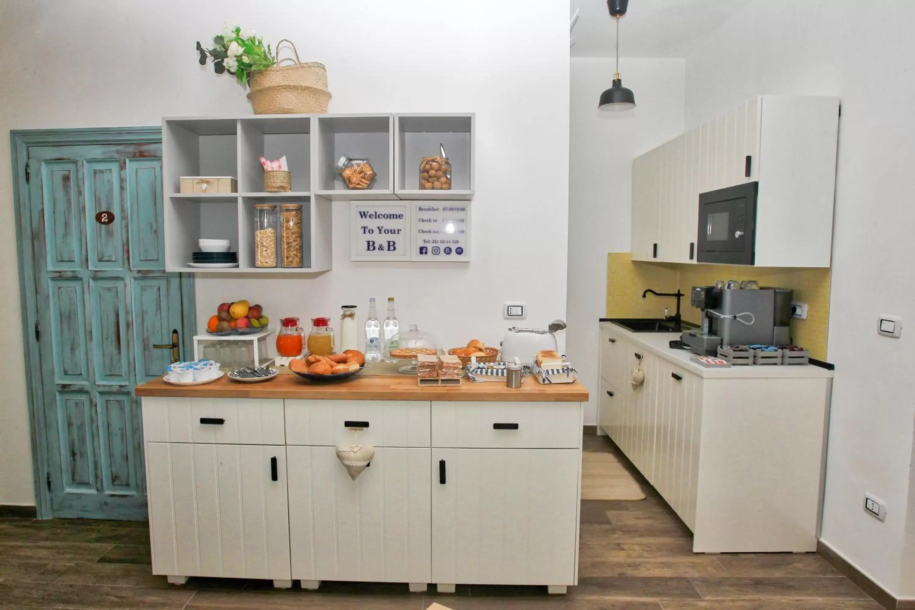 Coffee/tea facilities, Kitchen/Kitchenette in B&B villa al mare