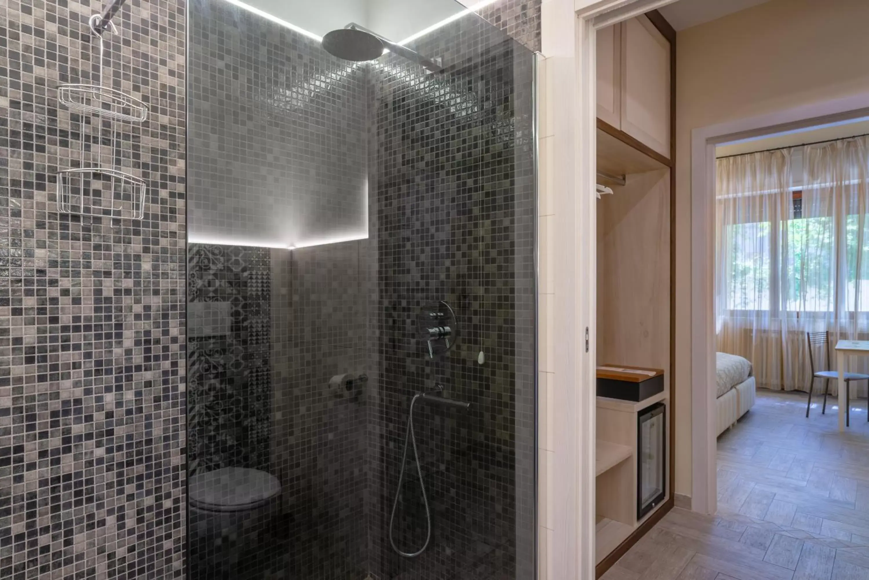 Shower, Bathroom in Villa Domus Salento Suites & Rooms con parcheggio privato in loco