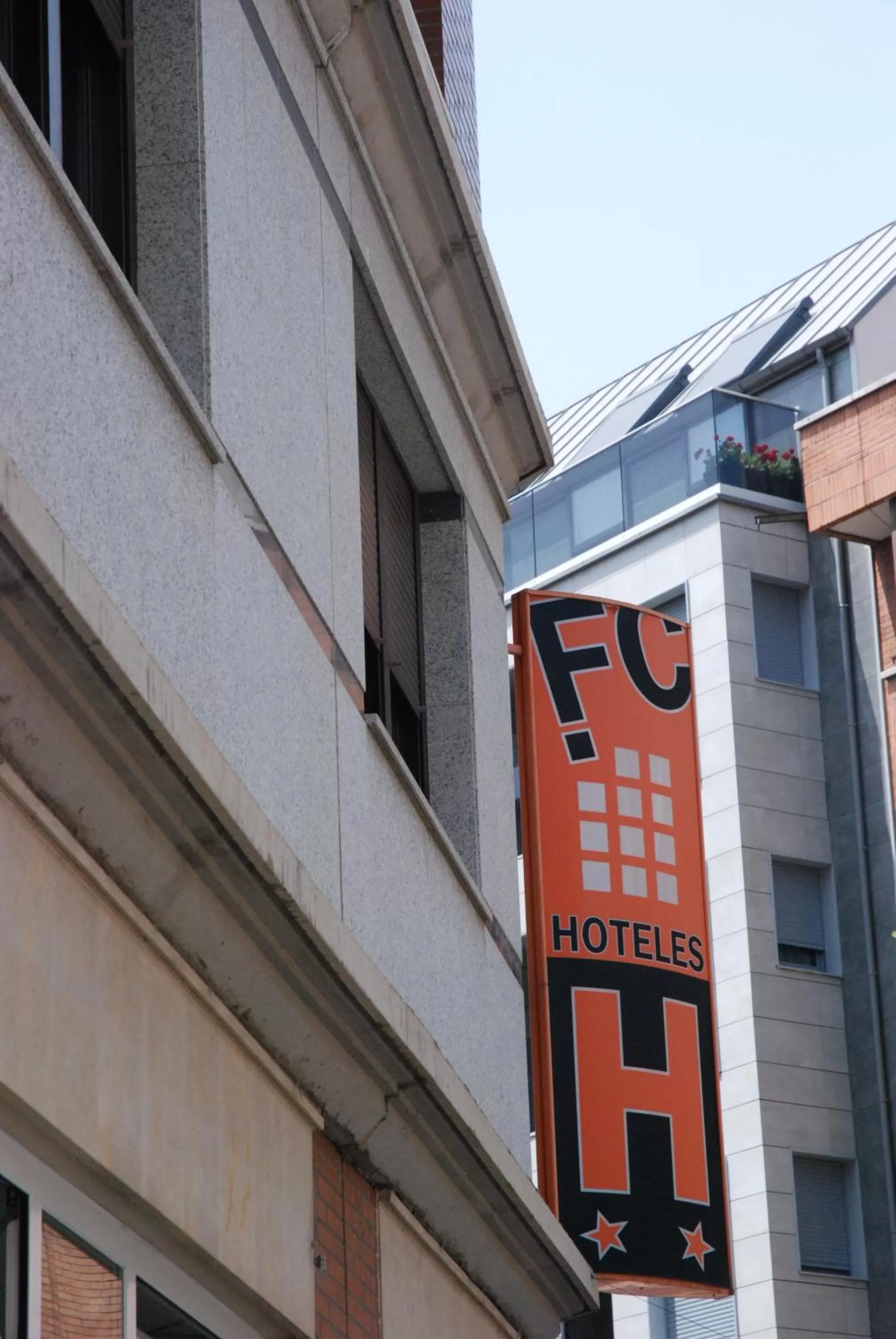 Property Building in Apartahotel FC Catedral