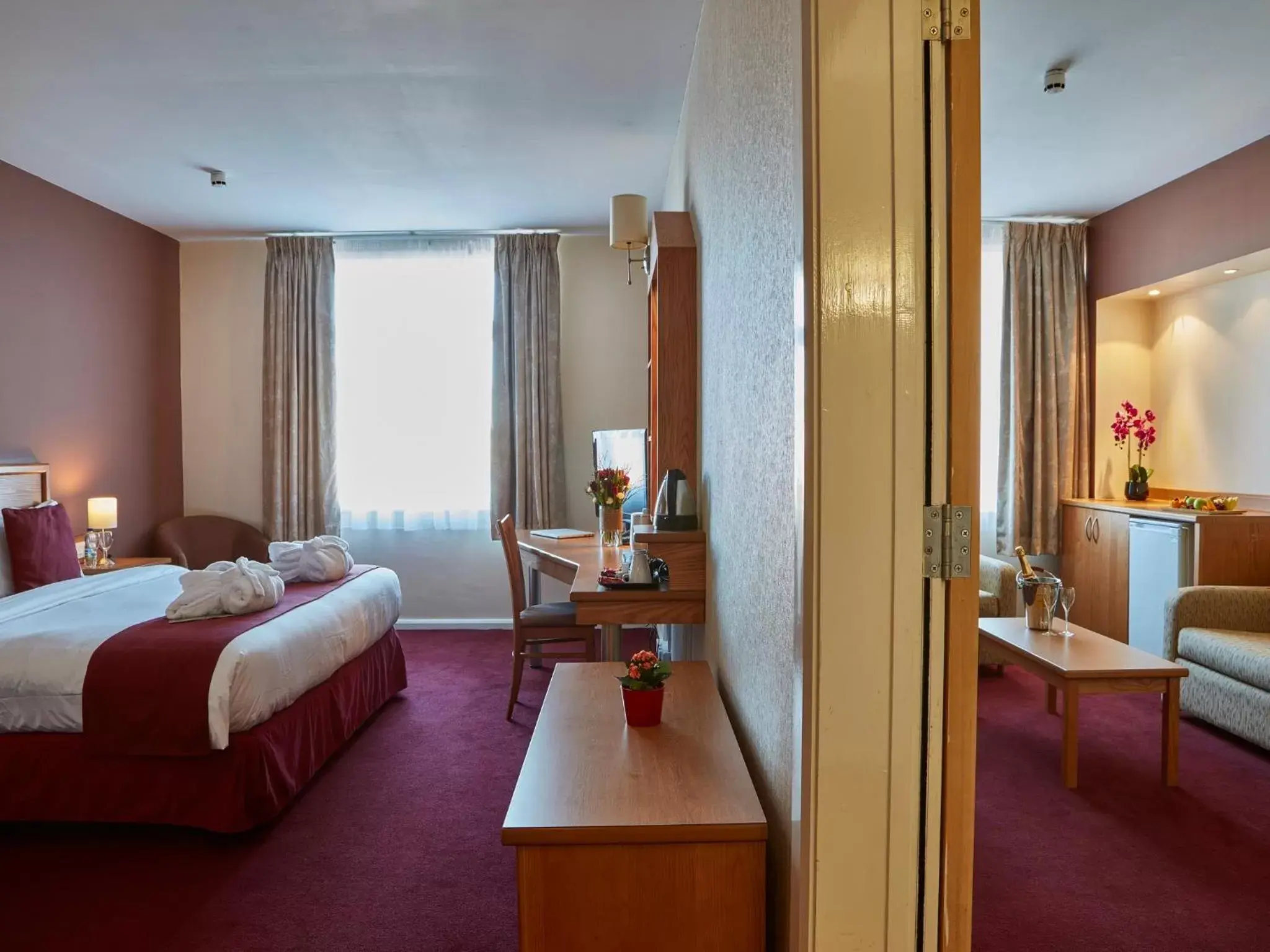 Photo of the whole room in Future Inn Cardiff Bay