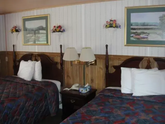 Bed in Standish Motel