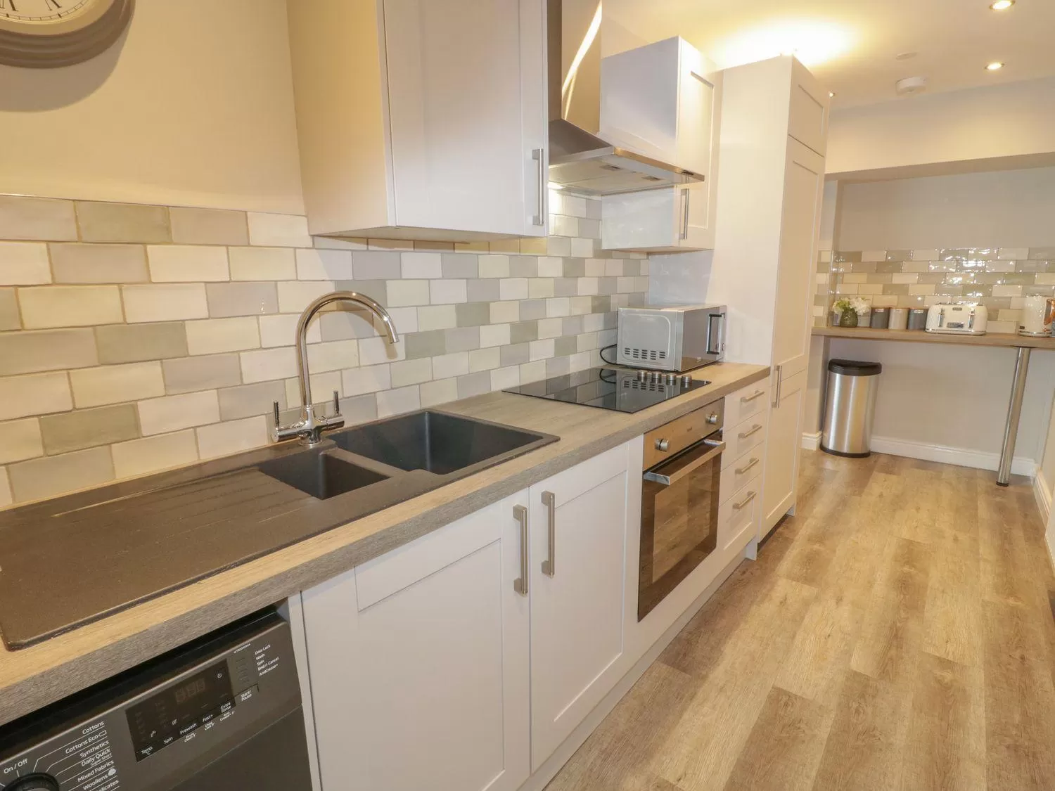 Kitchen or kitchenette in The Blue Lion