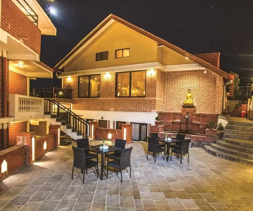 Balcony/Terrace, Restaurant/Places to Eat in Hotel Himalayan Villa
