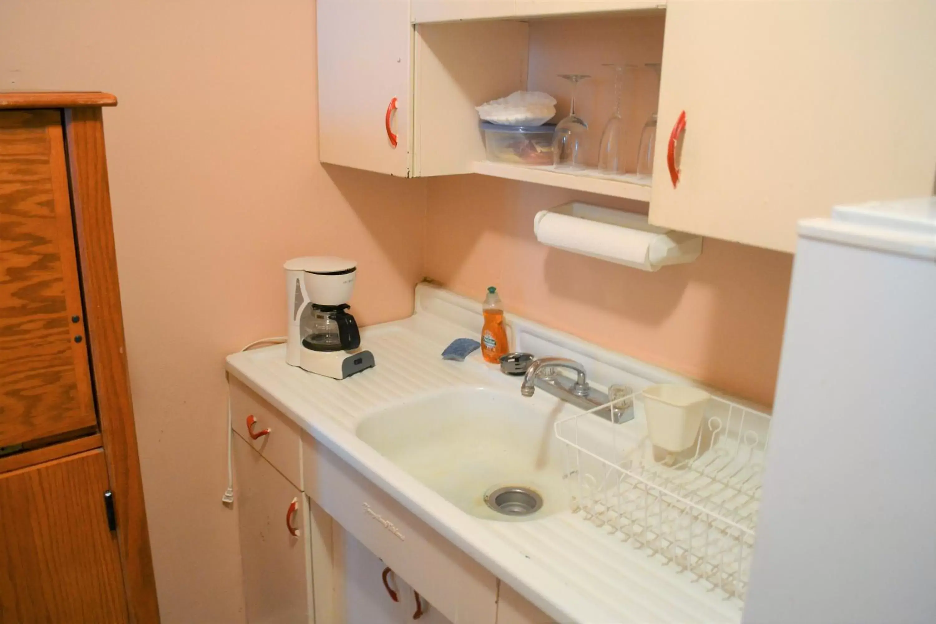 Kitchen or kitchenette, Bathroom in Edgar Degas House Historic Home and Museum